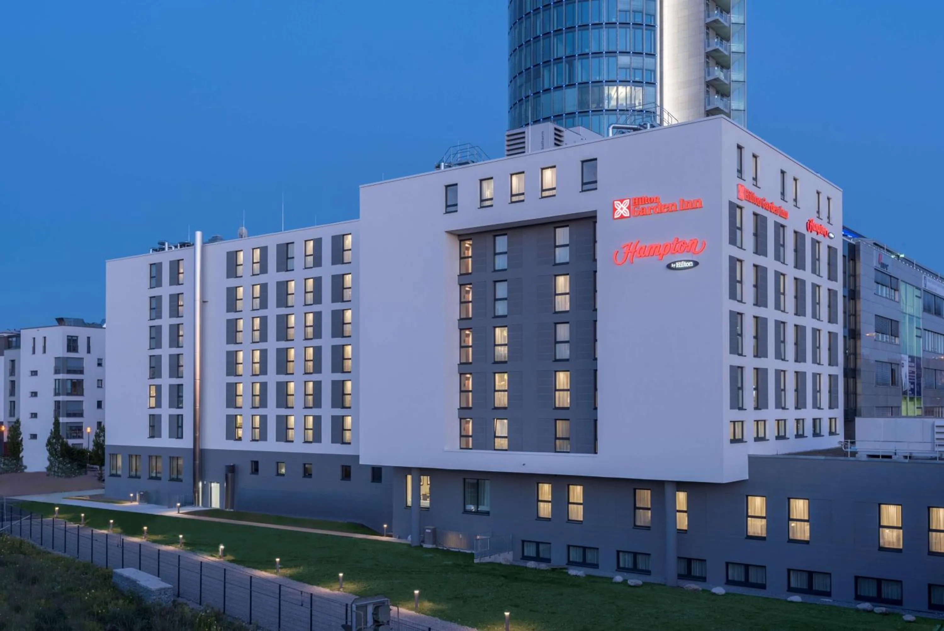 Property building in Hilton Garden Inn Munich City West