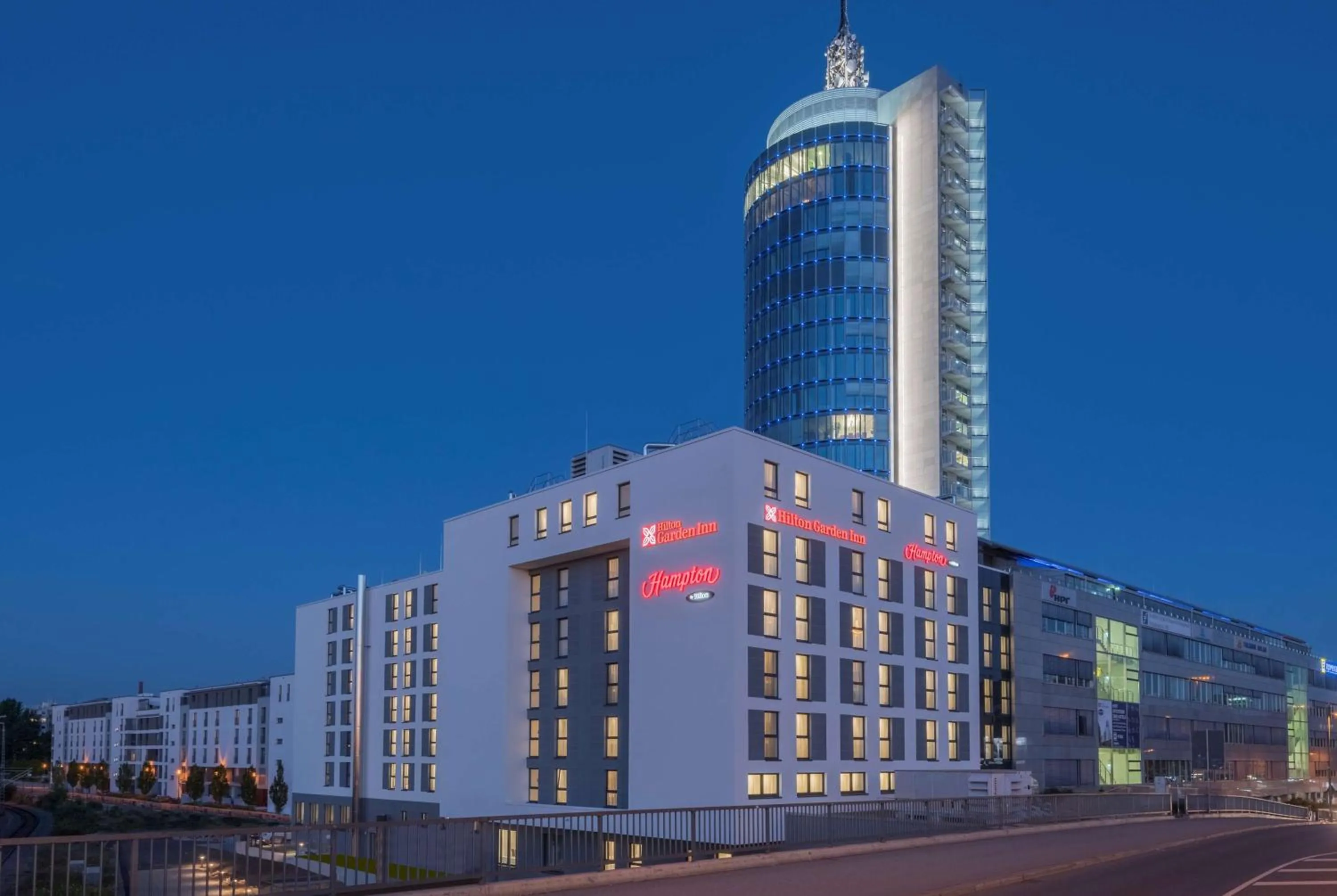 Property building in Hilton Garden Inn Munich City West