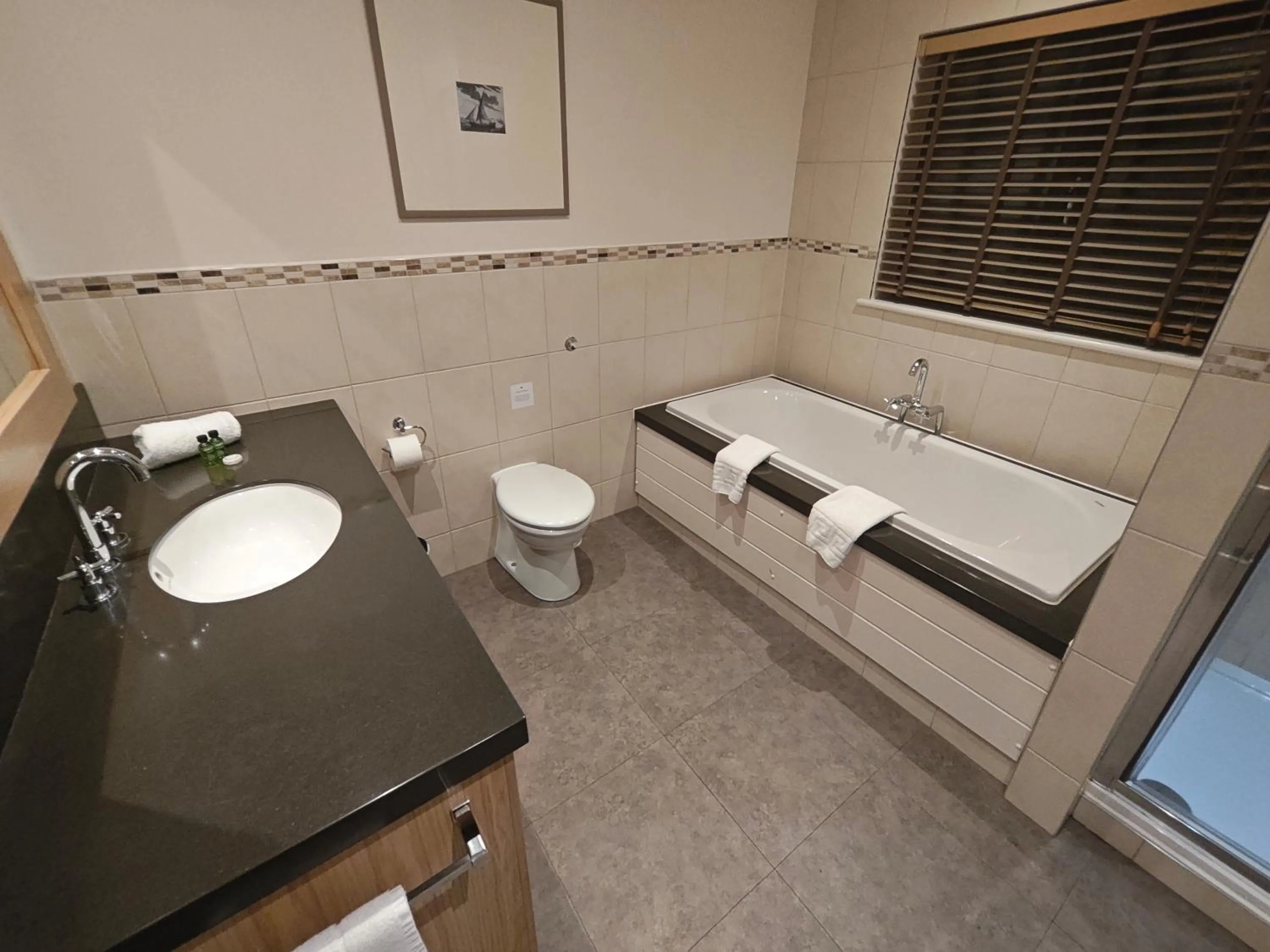 Bathroom in Trenython Manor Resort