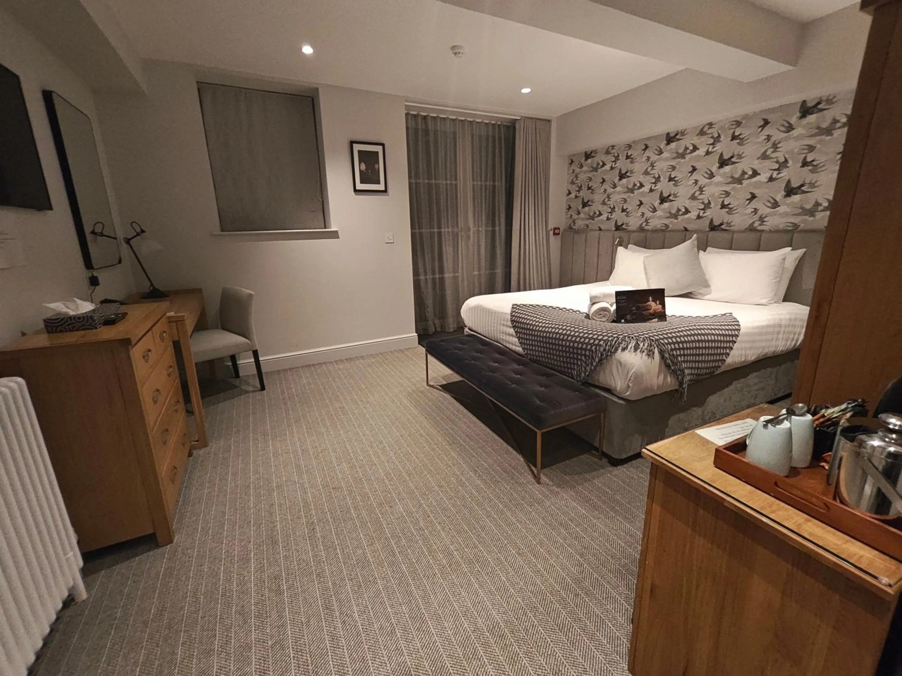 Bedroom, Bed in Trenython Manor Resort