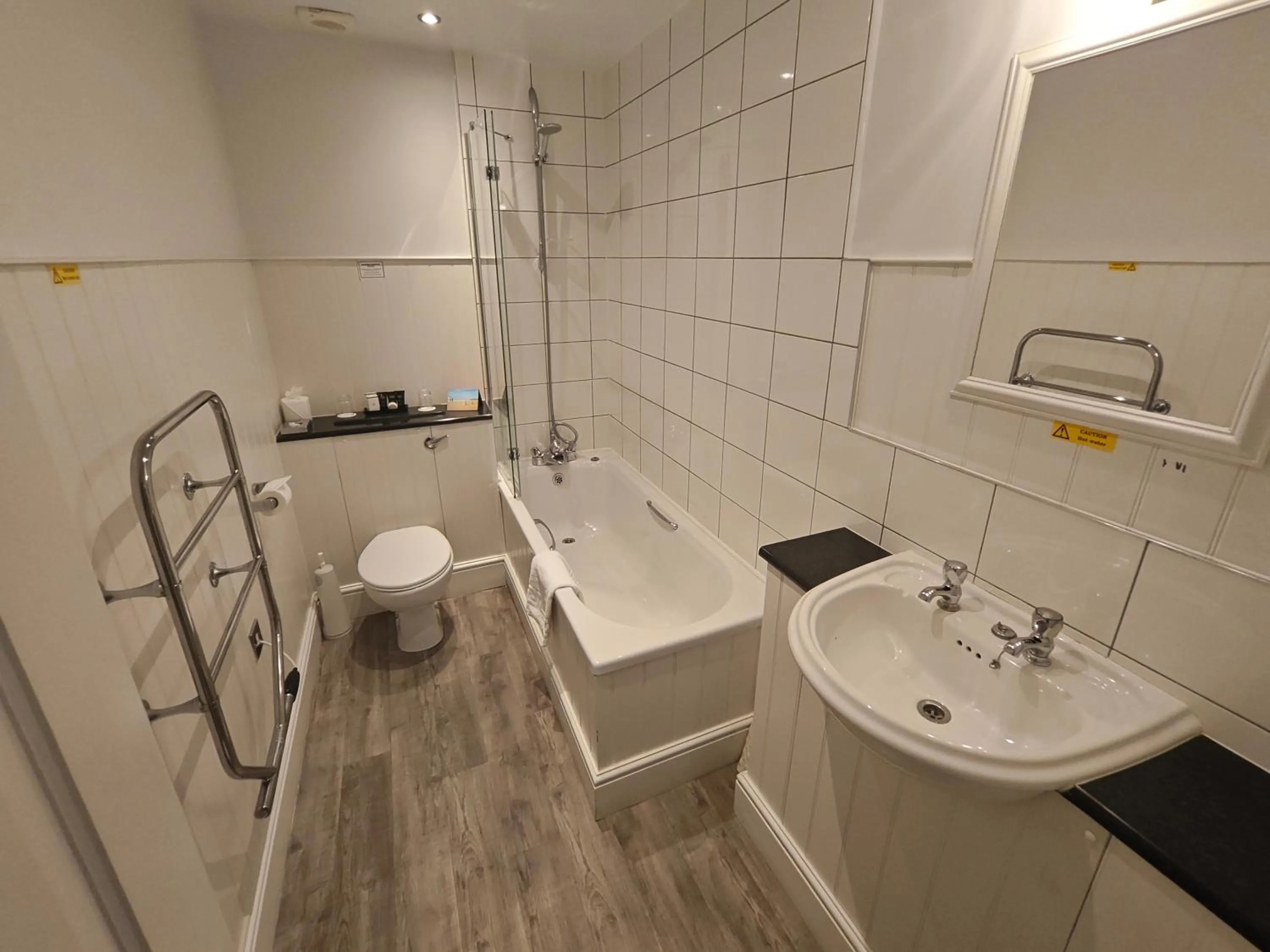 Bathroom in Trenython Manor Resort