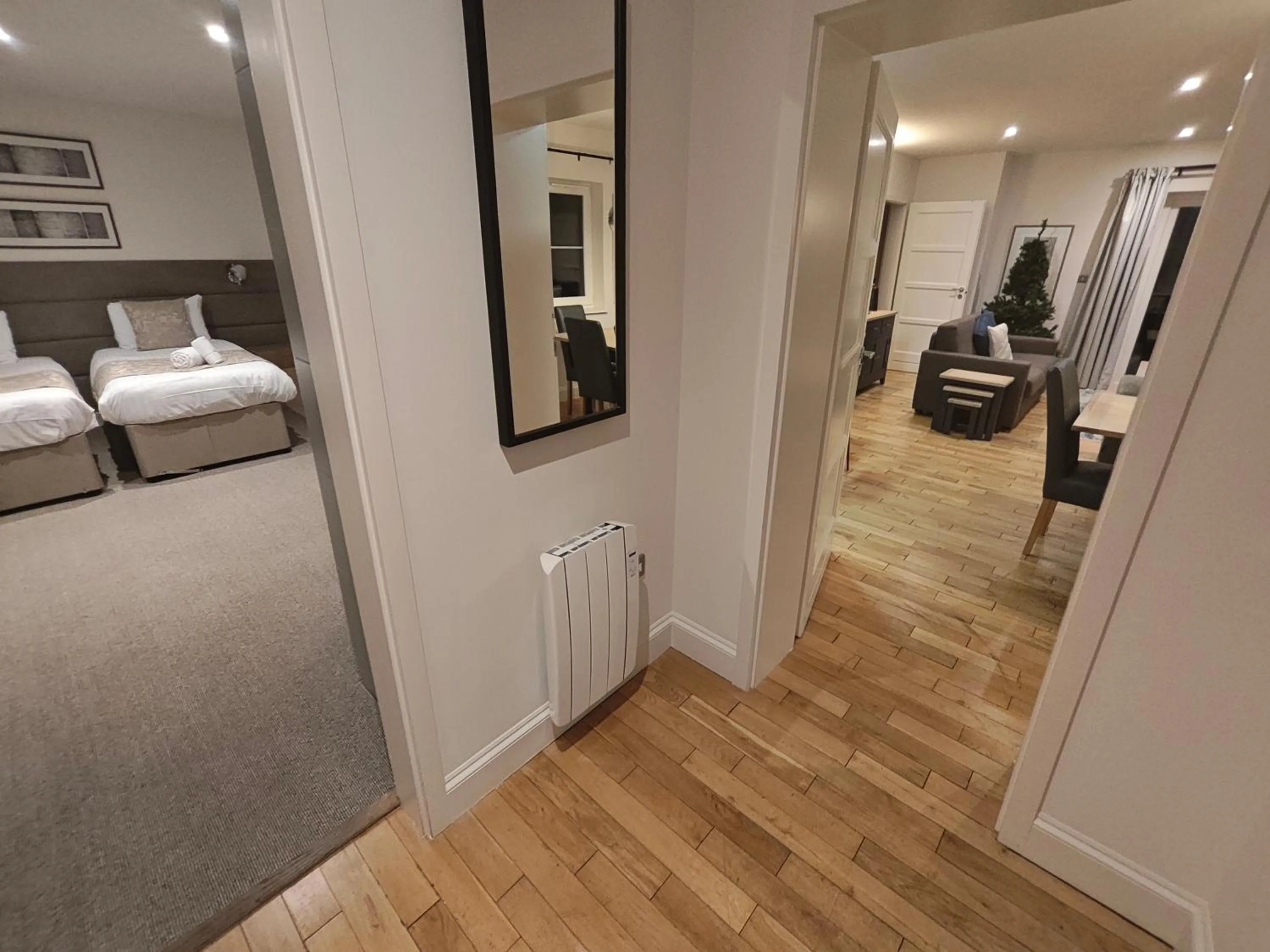 Photo of the whole room, Bed in Trenython Manor Resort