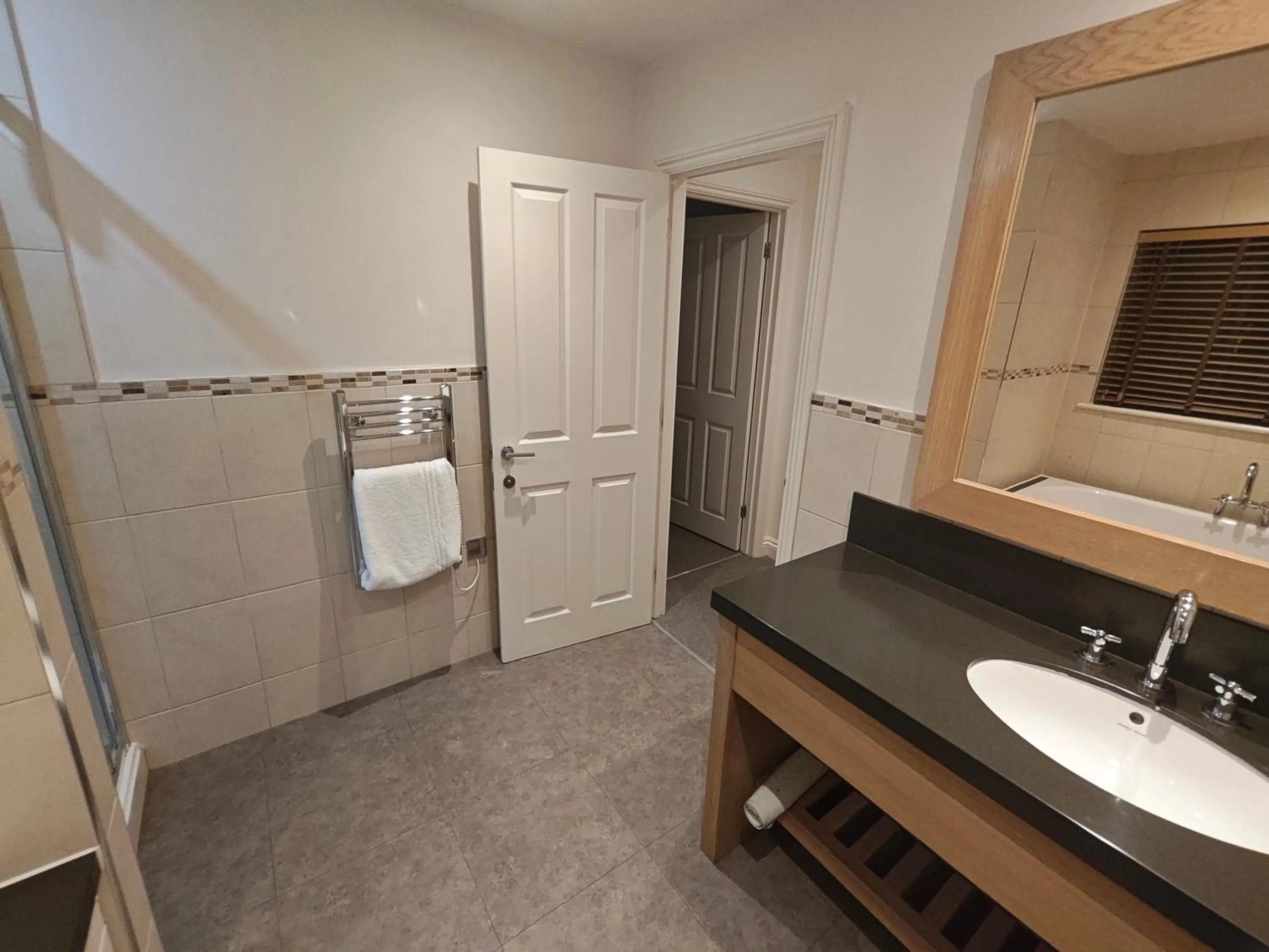 Bathroom in Trenython Manor Resort