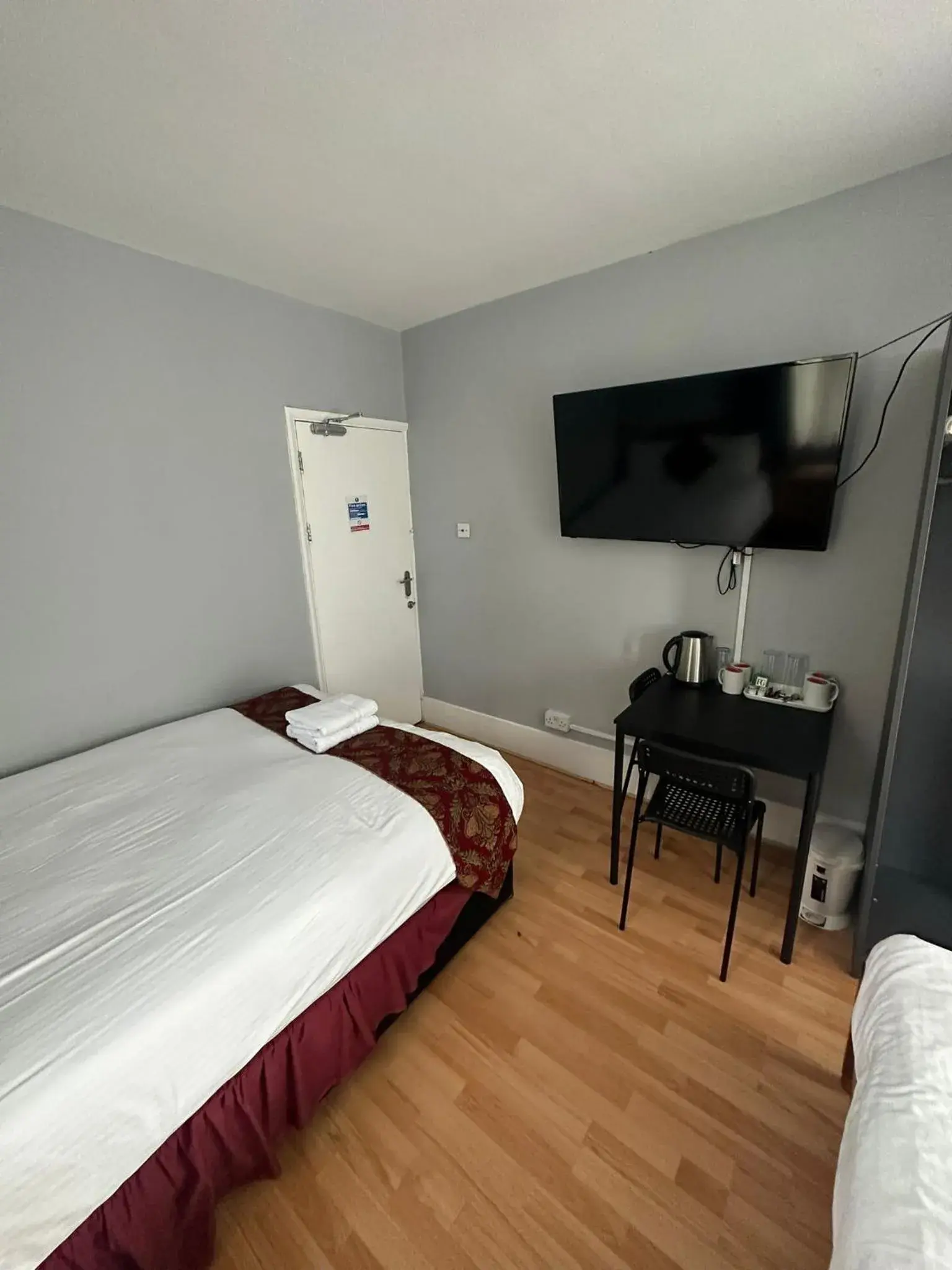 Quadruple Room in Ruxley Rooms Quadruple Room in Ruxley Rooms