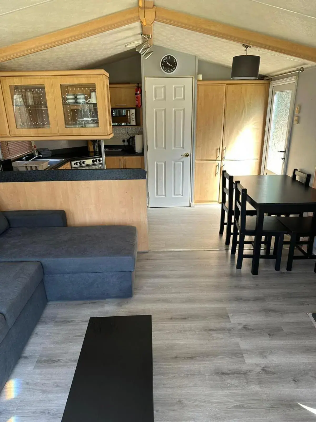 Mobile Home in Ruxley Rooms Mobile Home in Ruxley Rooms