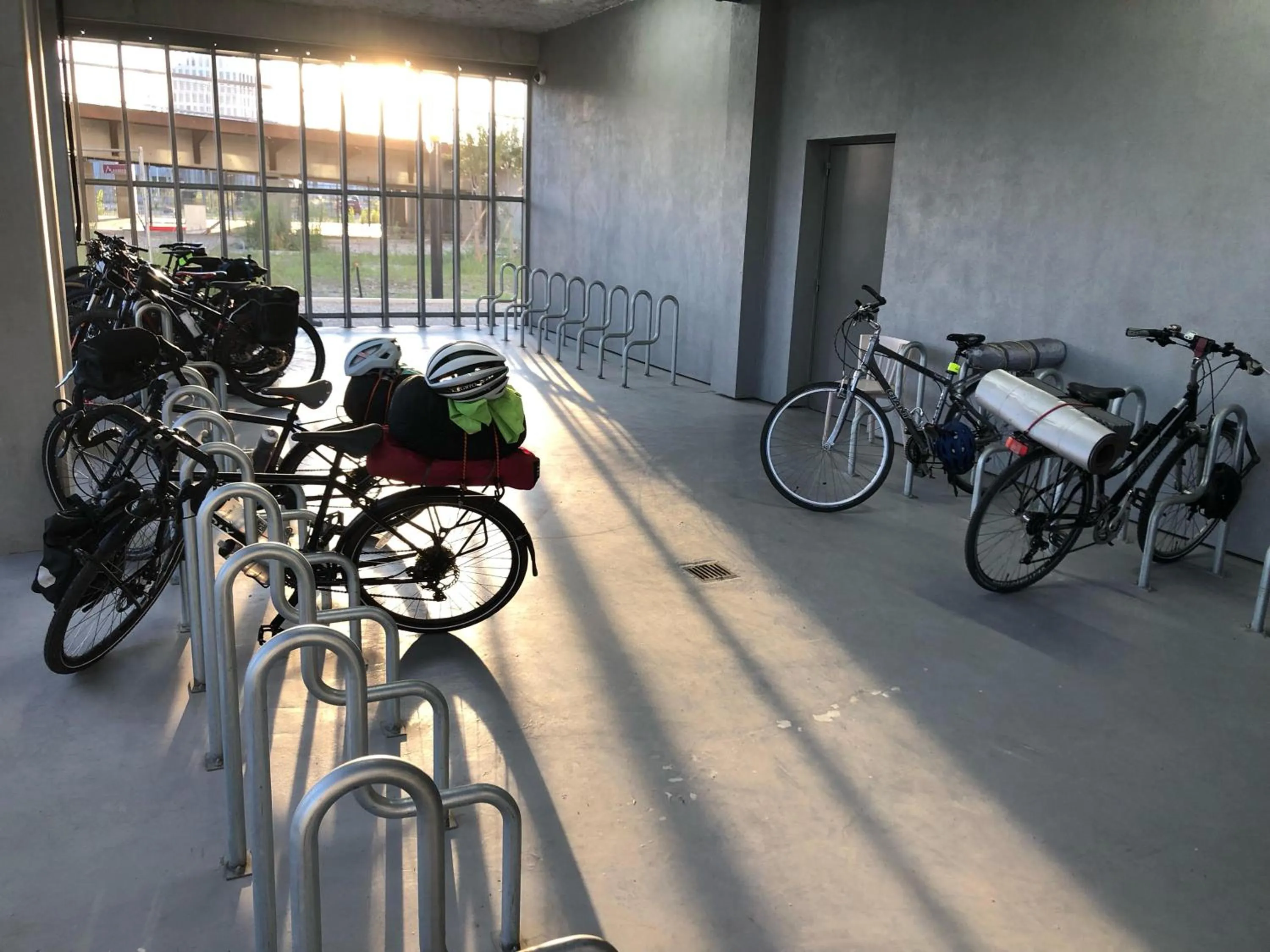 Property building in B&B HOTEL Bordeaux Centre Gare Saint-Jean