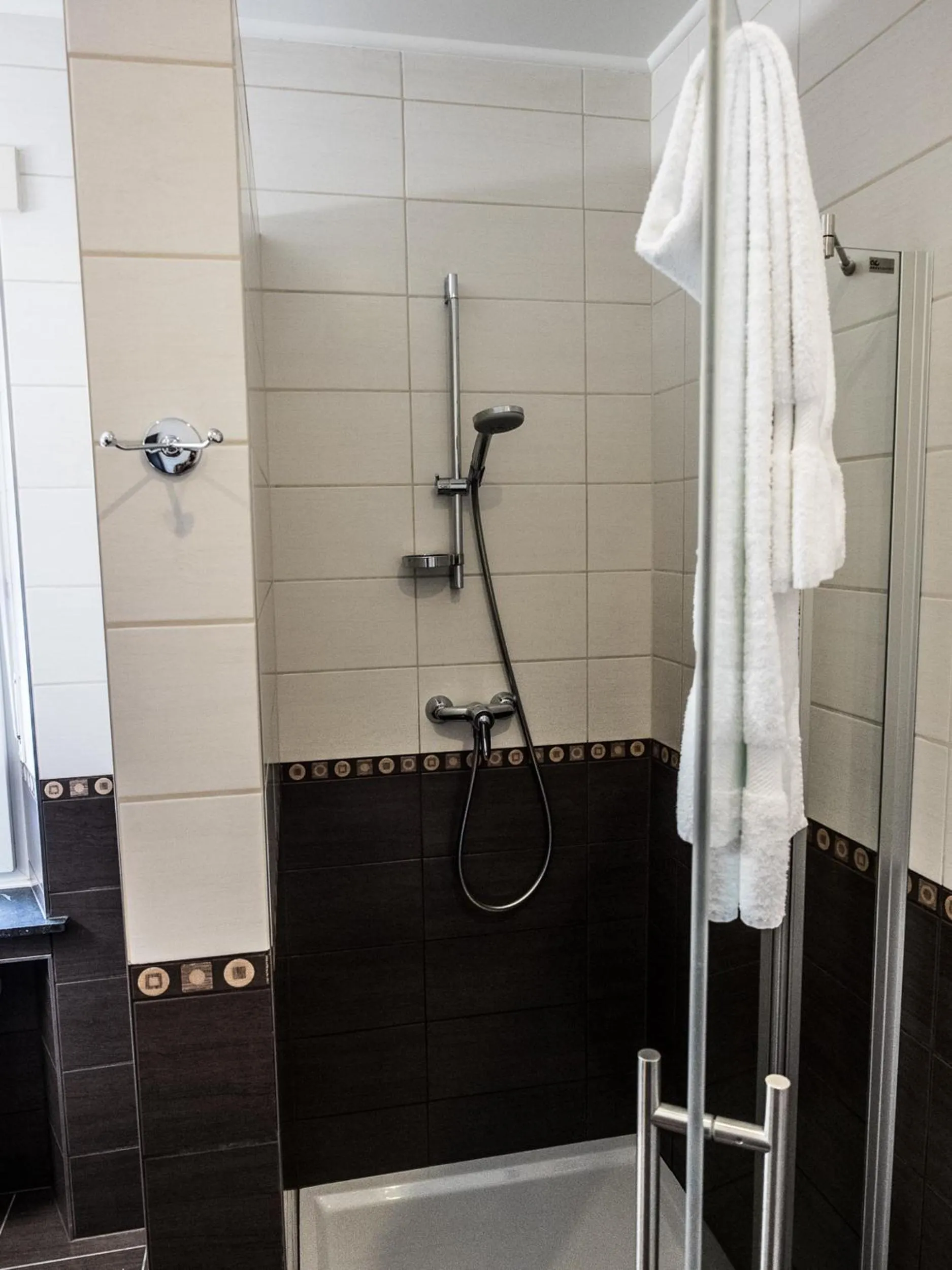 Bathroom in Hotel Pax