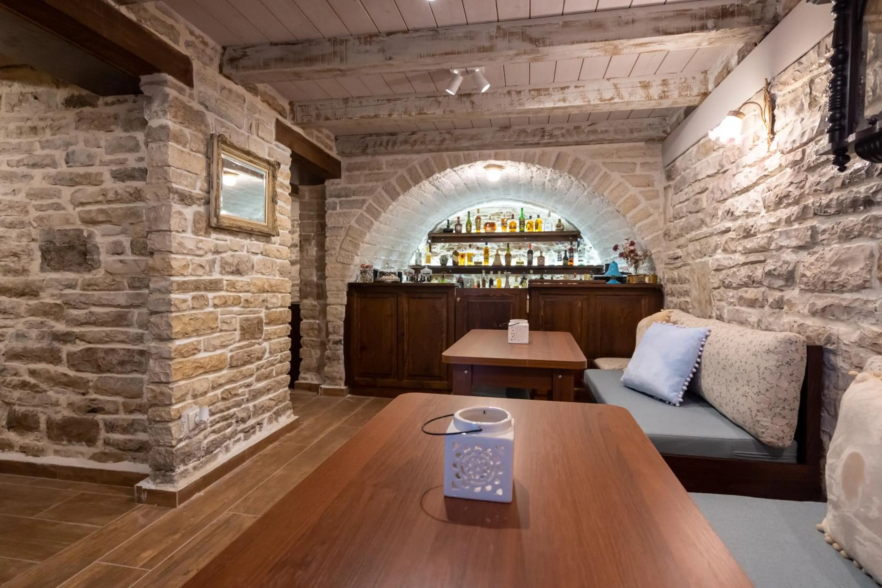 Lounge or bar in Gioraldi Art Hotel