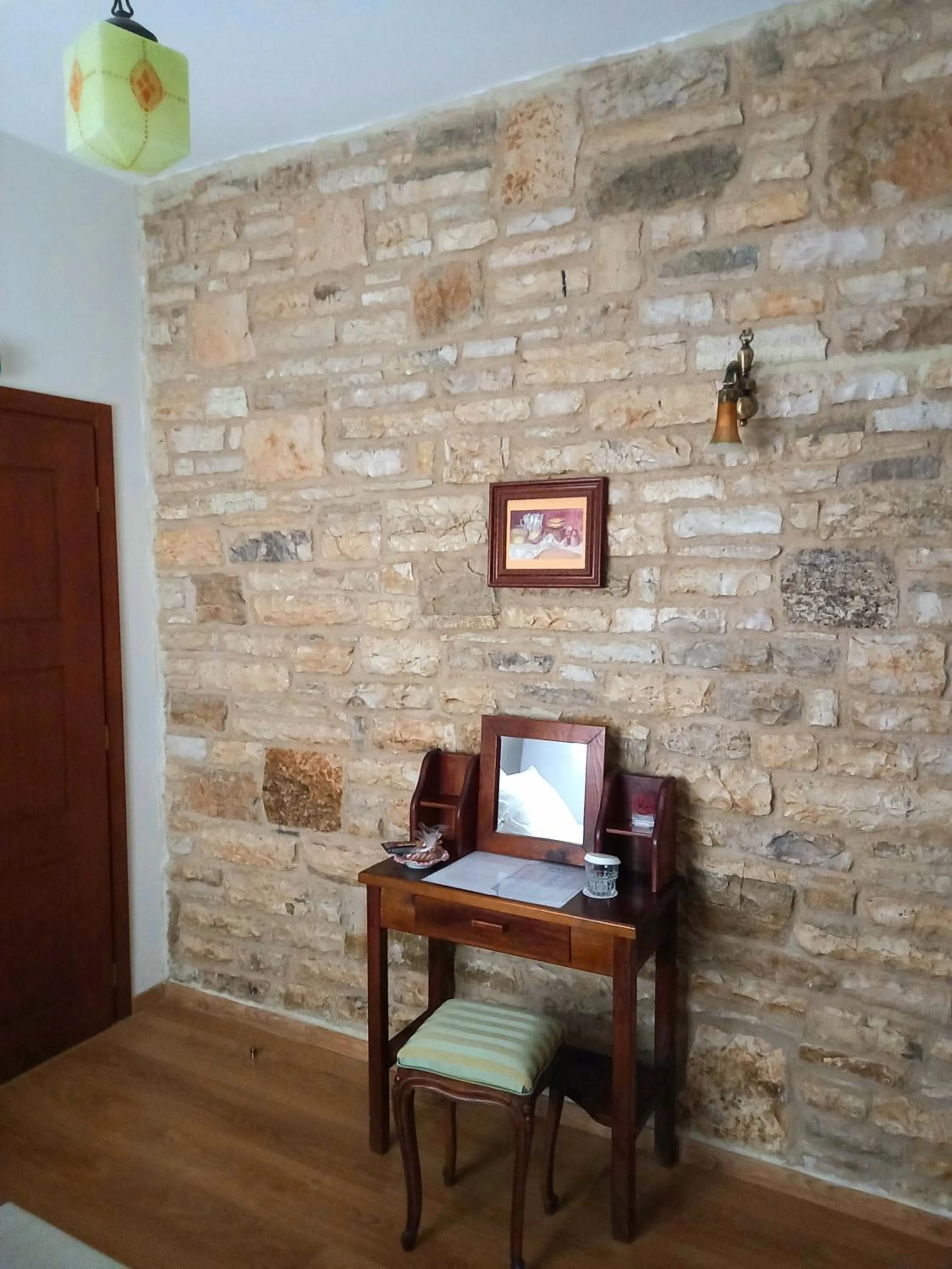 Seating area in Gioraldi Art Hotel