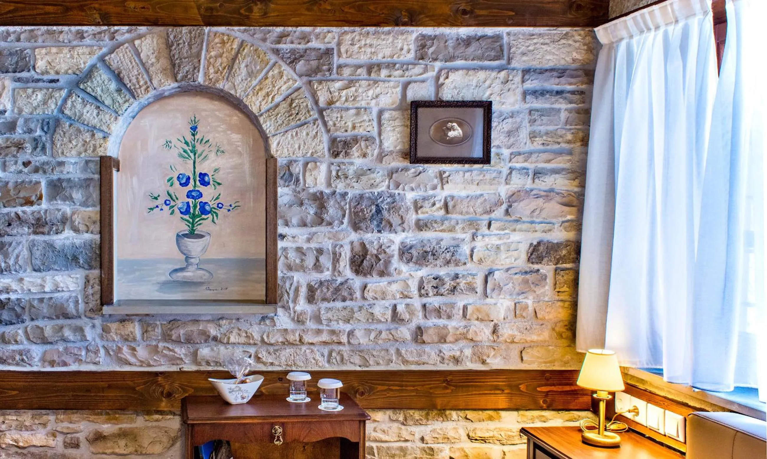 Decorative detail in Gioraldi Art Hotel