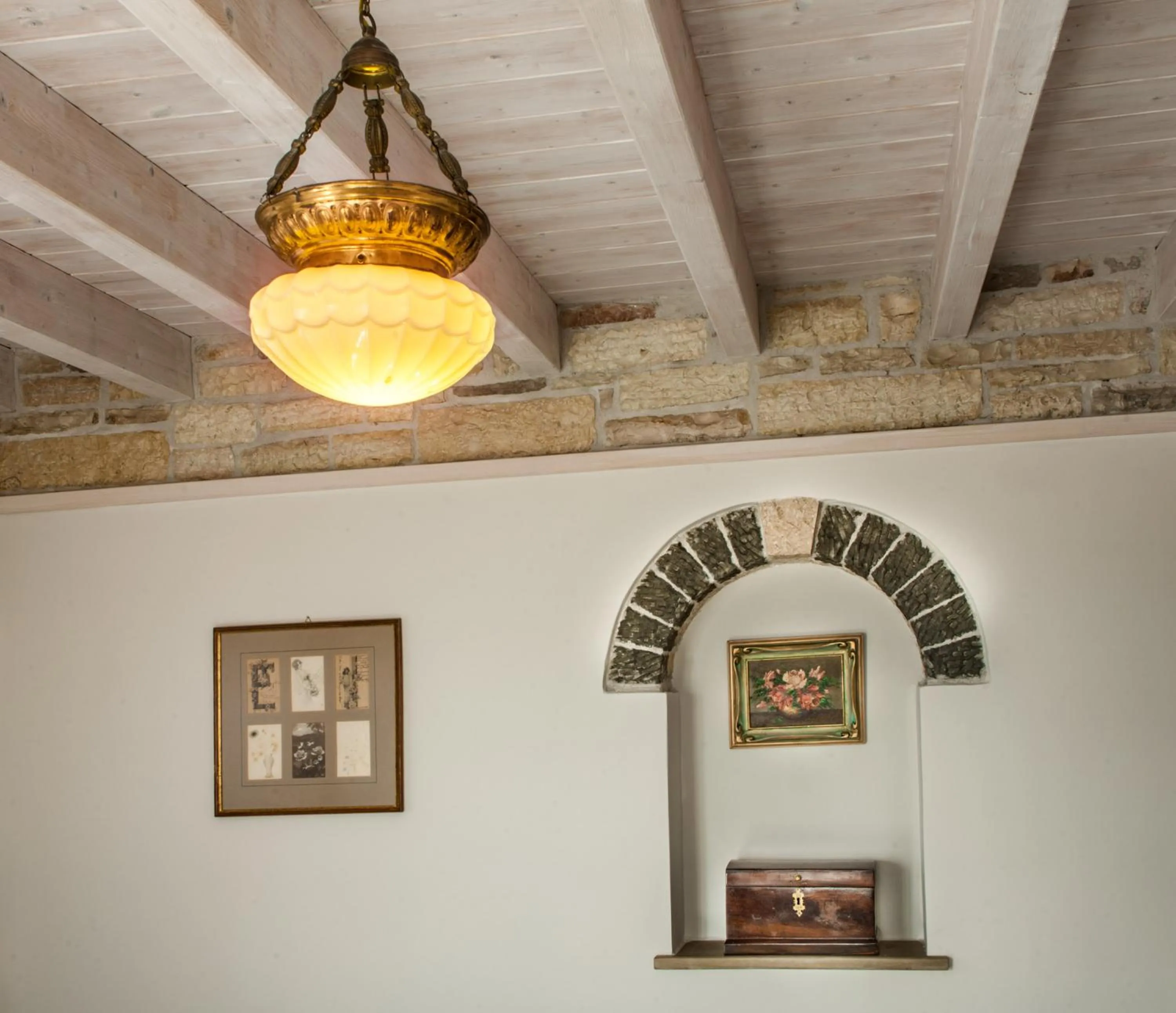 Decorative detail in Gioraldi Art Hotel