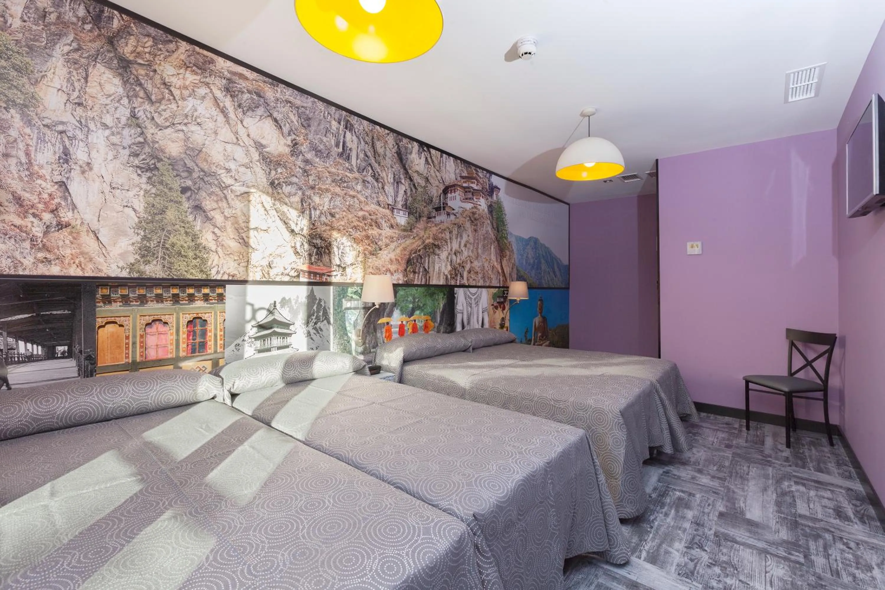 Photo of the whole room in Jc Rooms Jardines