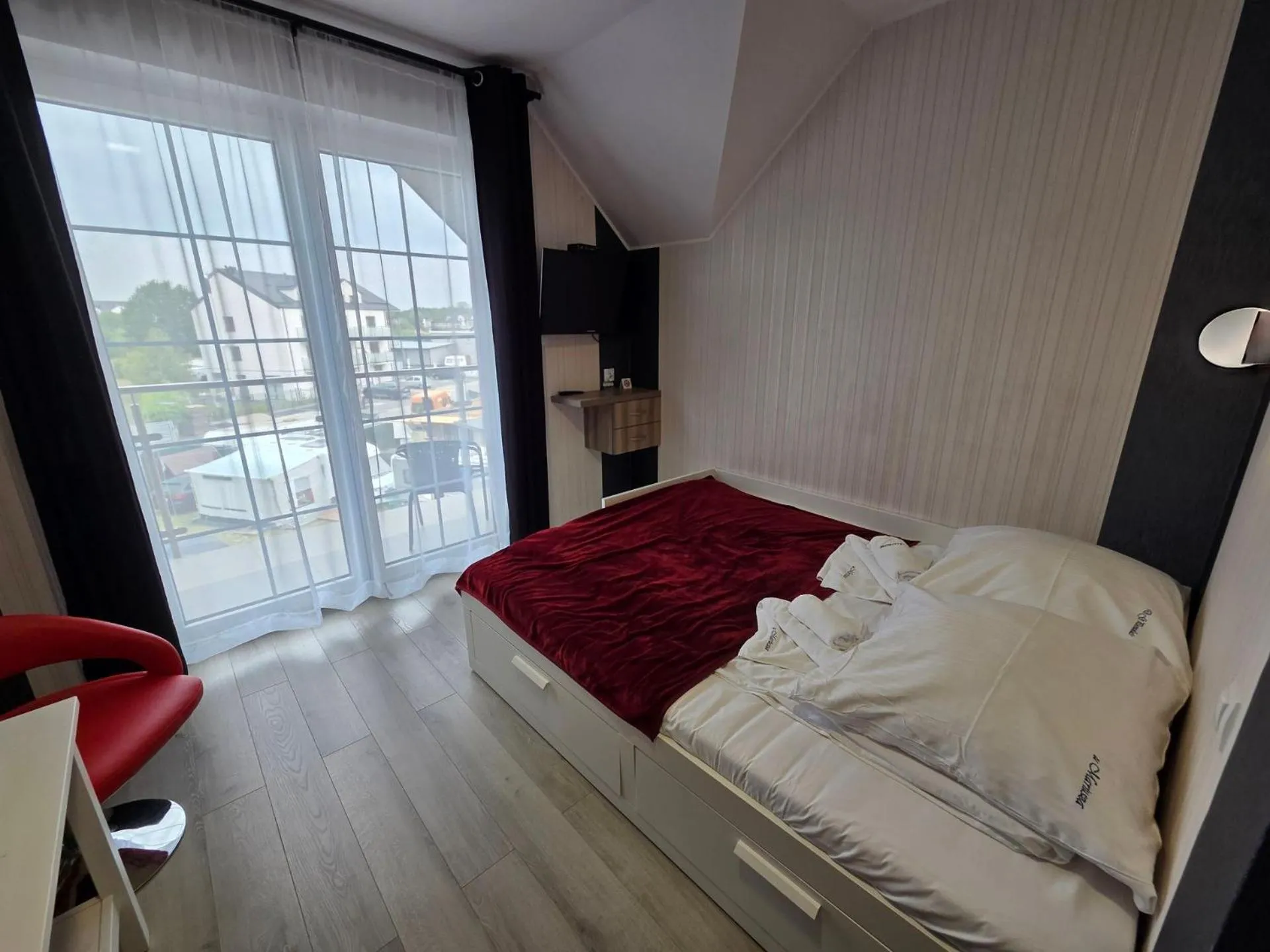 Bed in Paradise