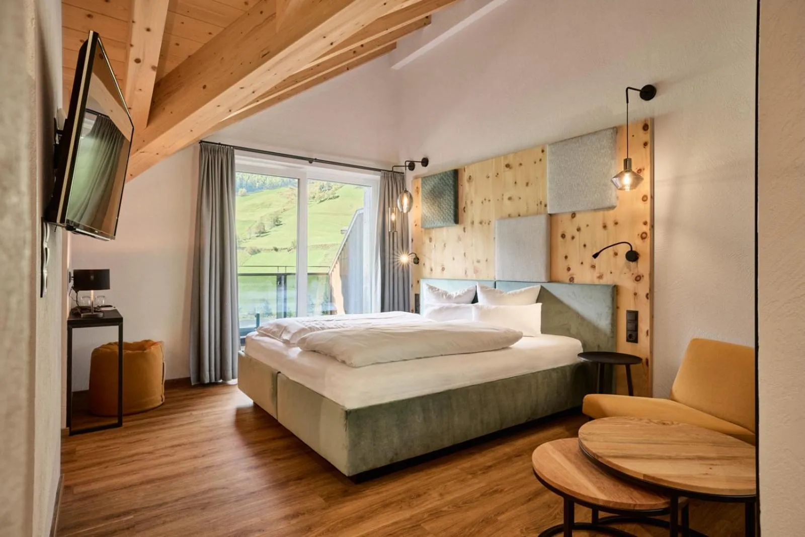 View (from property/room), Bed in Natur Alpin Hotel Feichtner Hof