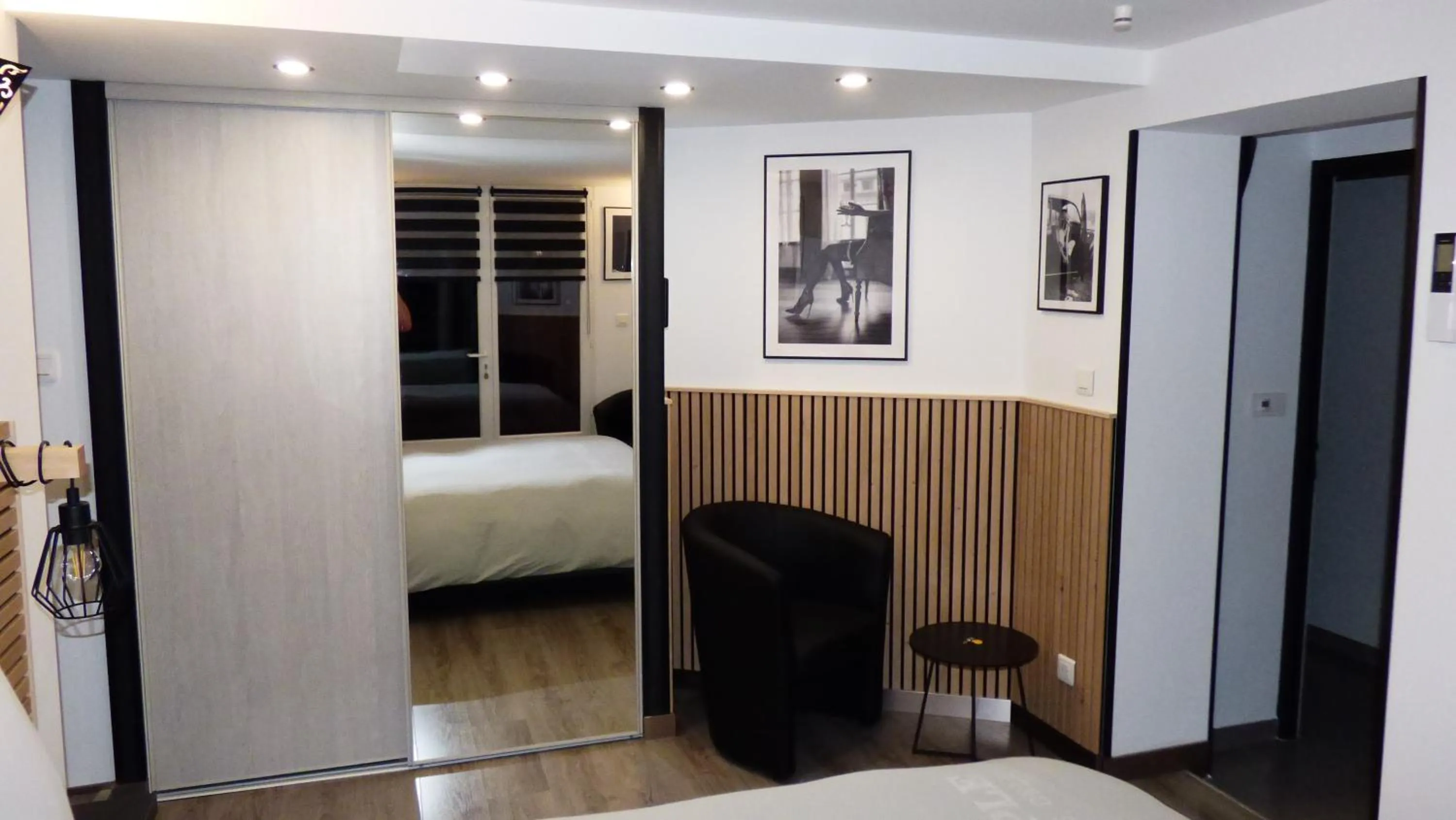 Bed in La Colline aux Yeux Doubs