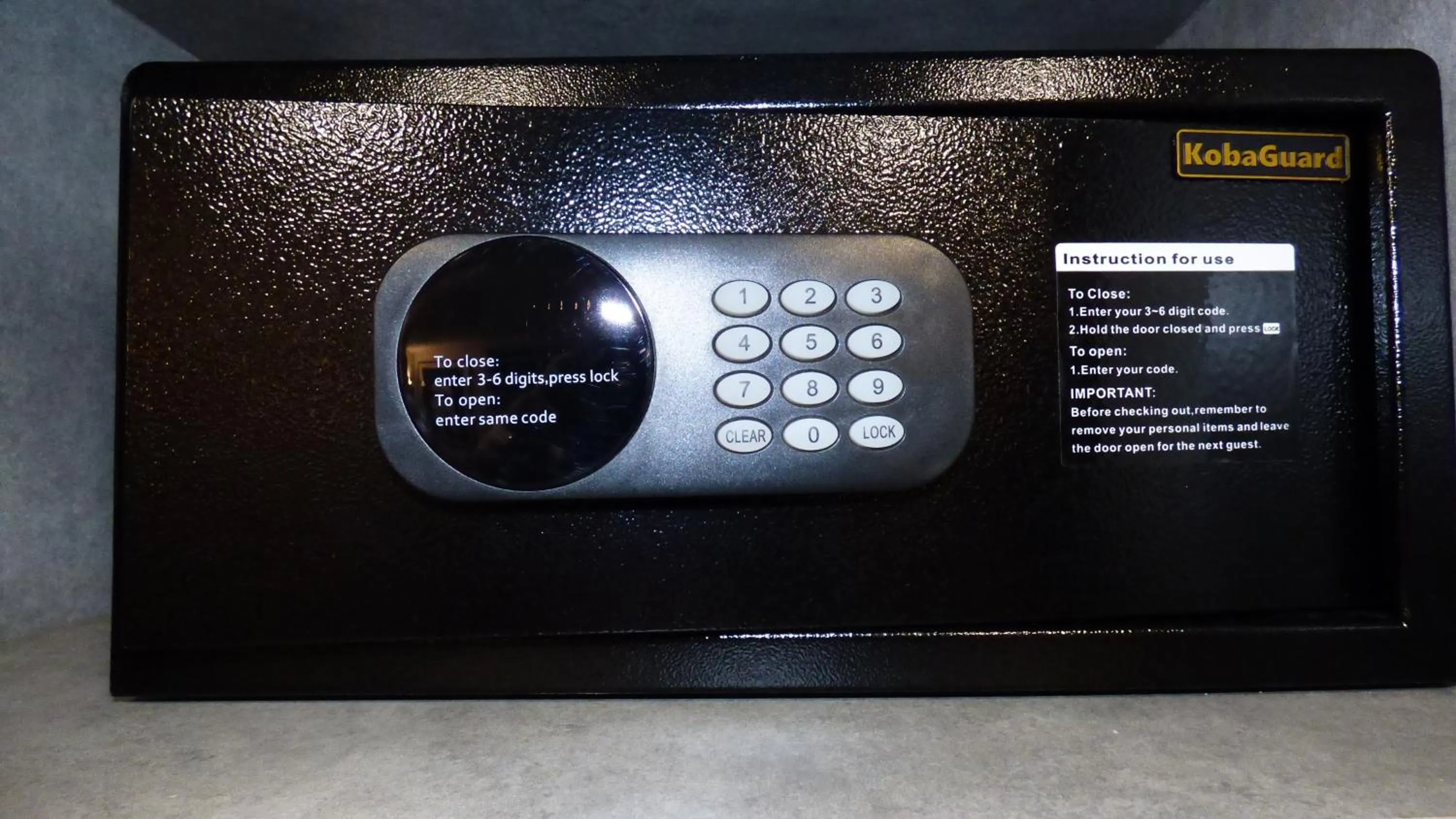 safe in La Colline aux Yeux Doubs