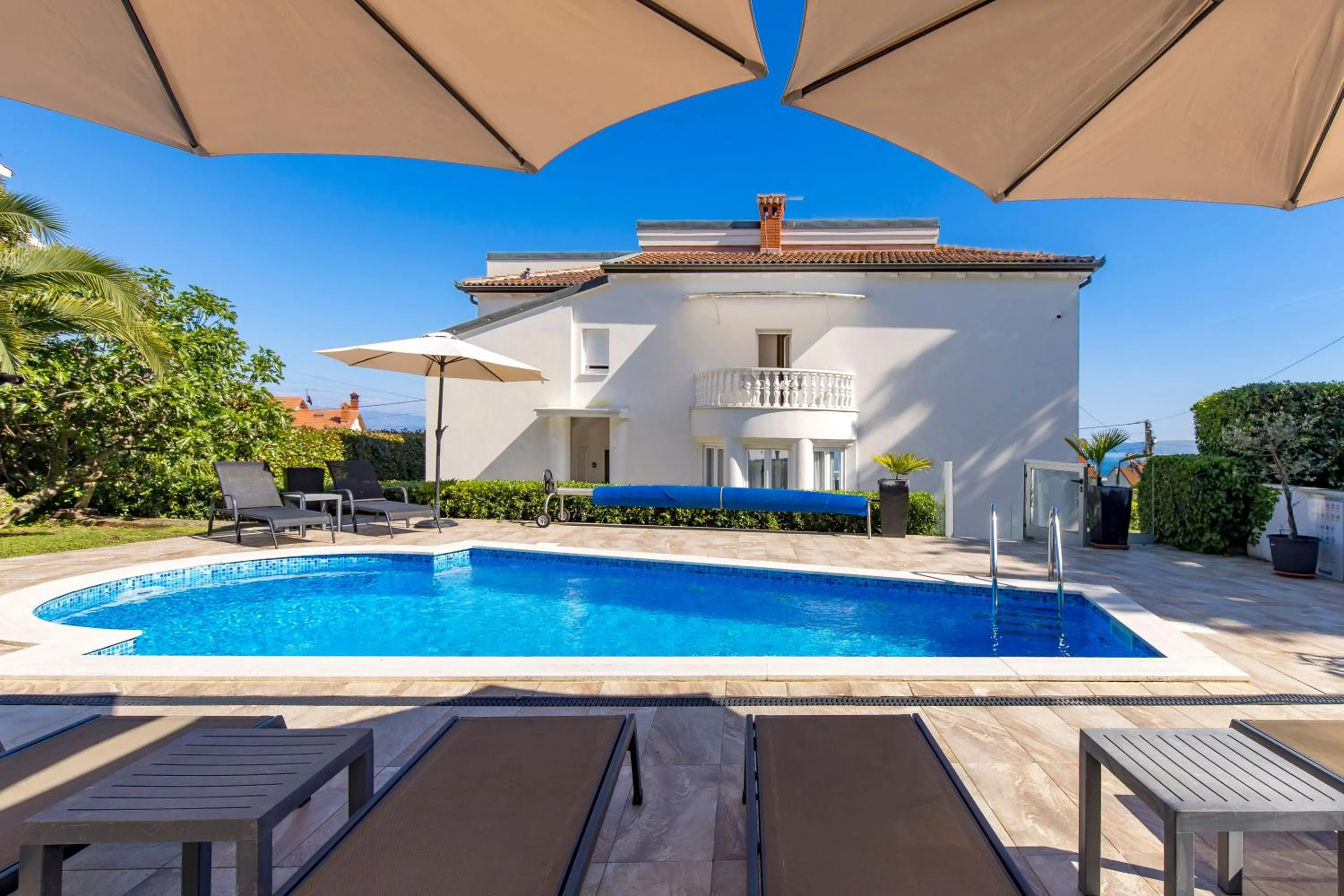 Villa Garden Apartment with Pool Opatija