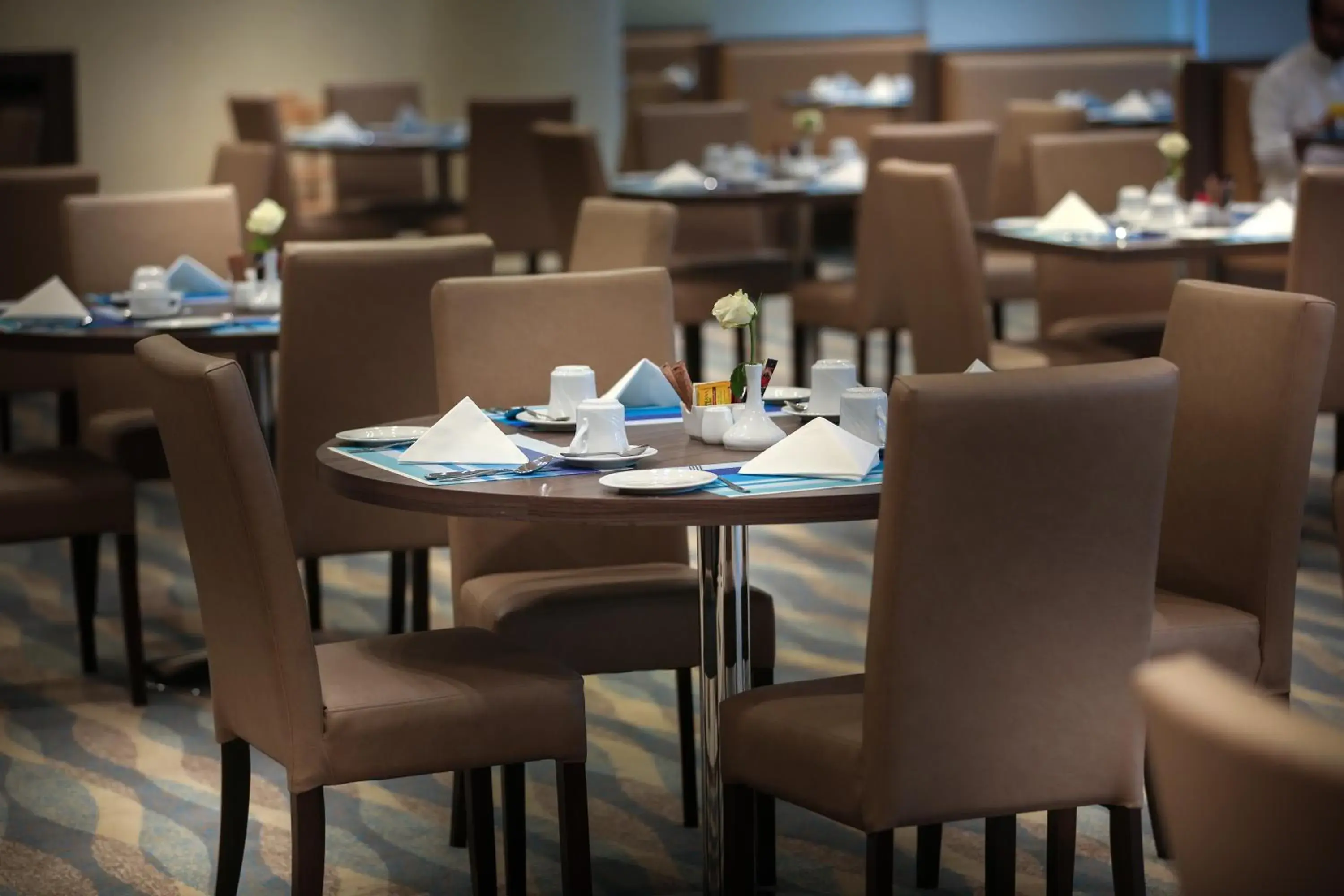 Restaurant/places to eat in Howard Johnson Dammam Hotel Restaurant/places to eat in Howard Johnson Dammam Hotel