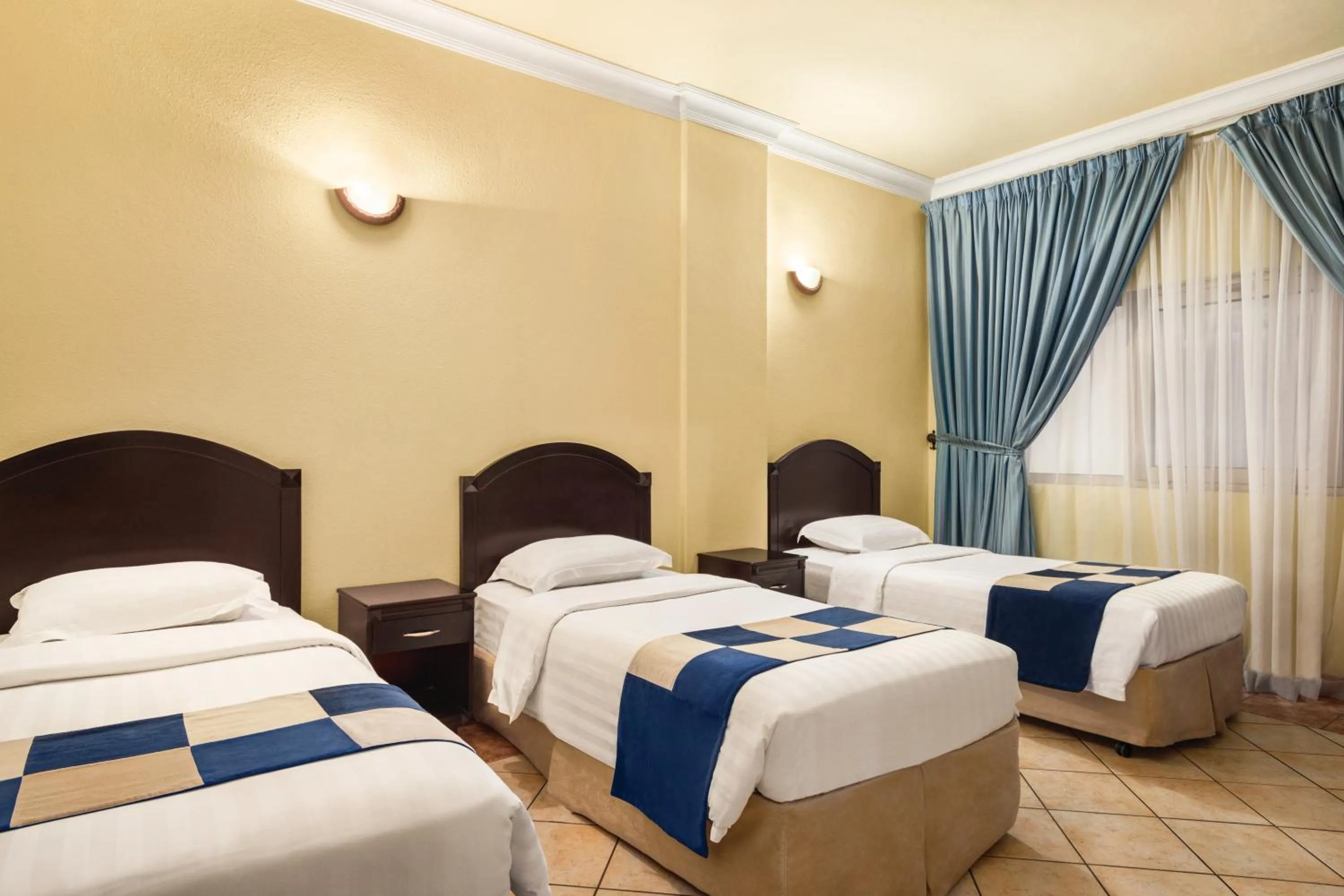 Guests, Bed in Howard Johnson Dammam Hotel