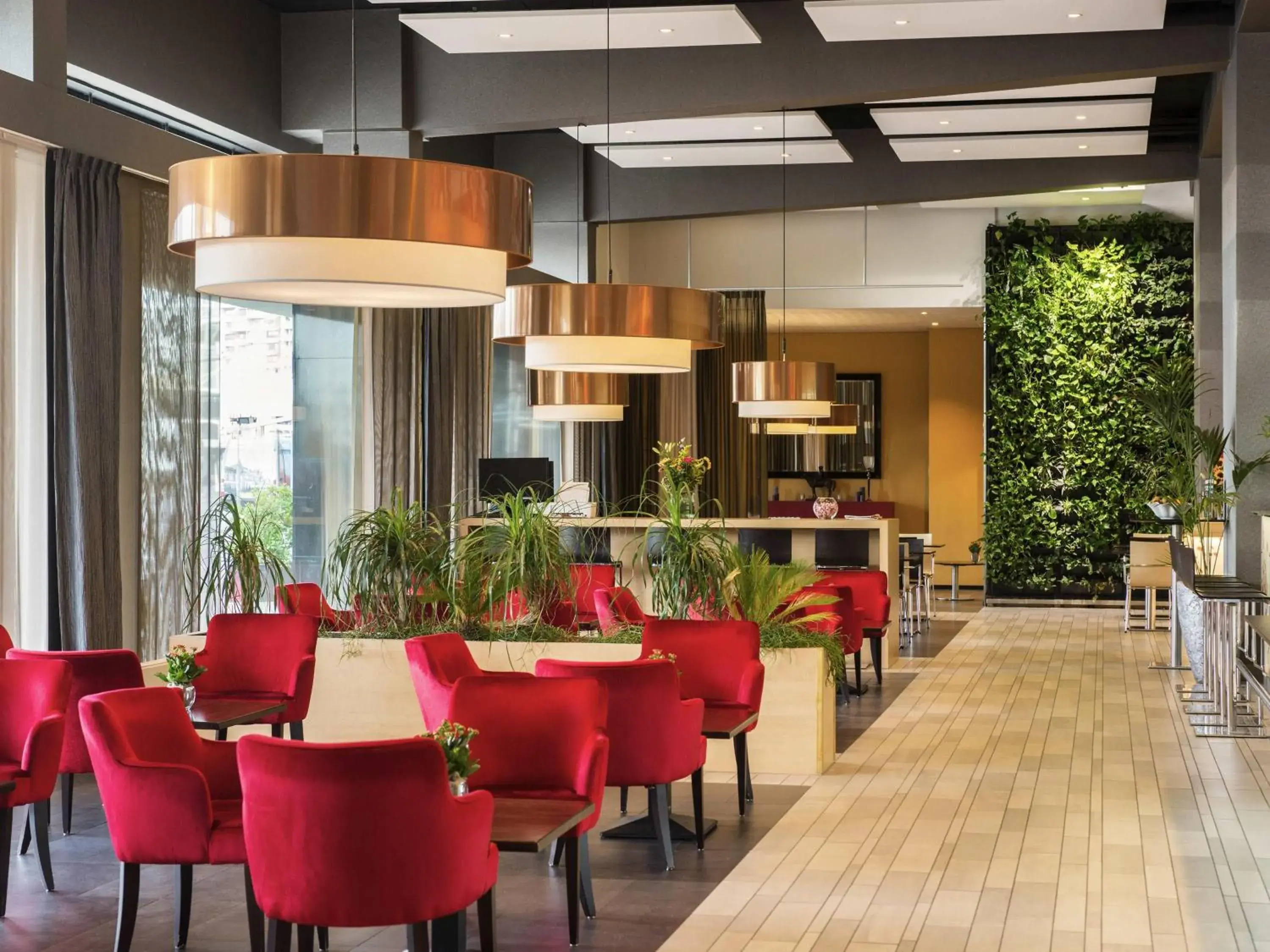 Lounge or bar in ibis Leiden Centre Lounge or bar in ibis Leiden Centre