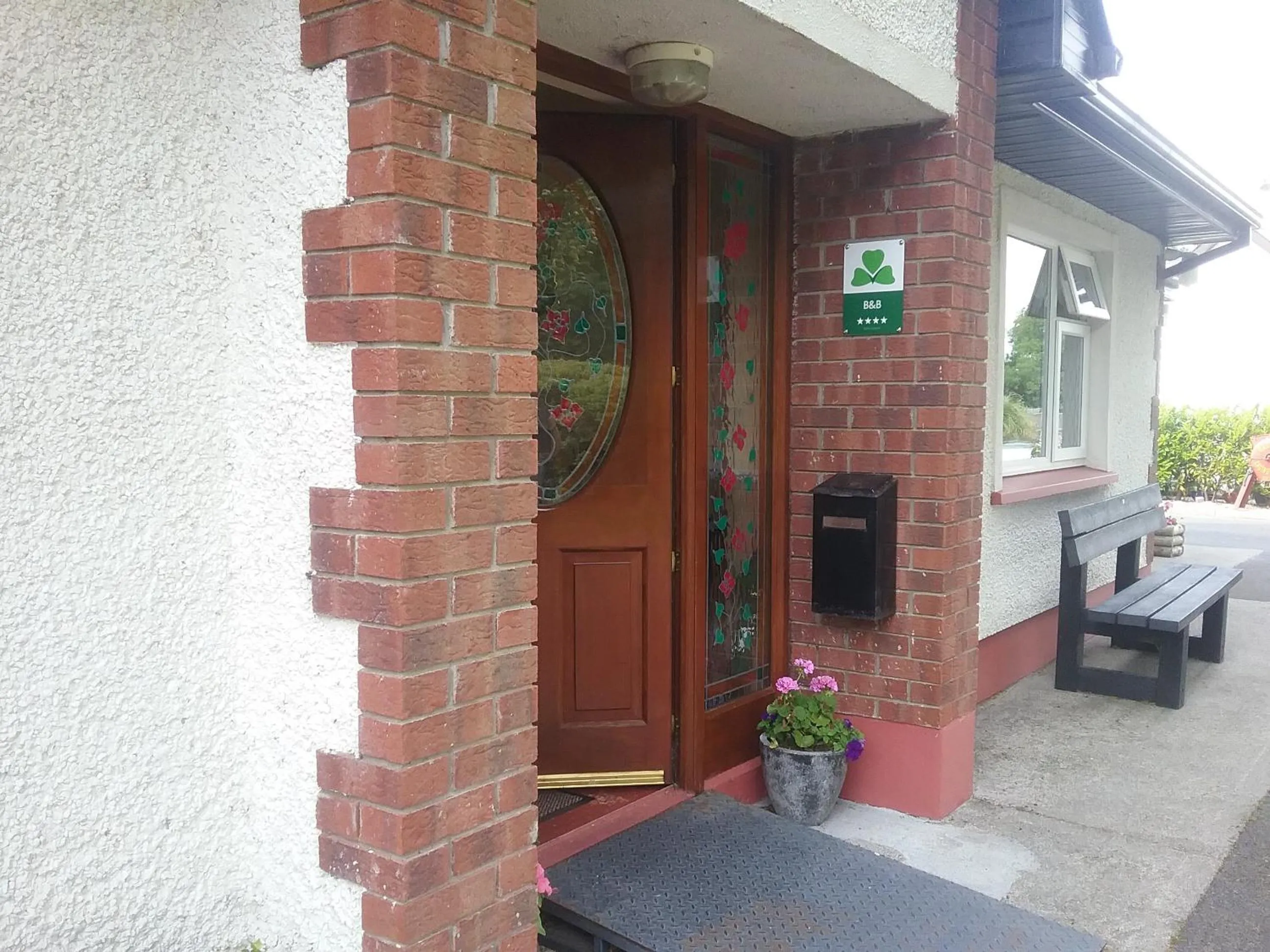 Rocksberry Bed & Breakfast