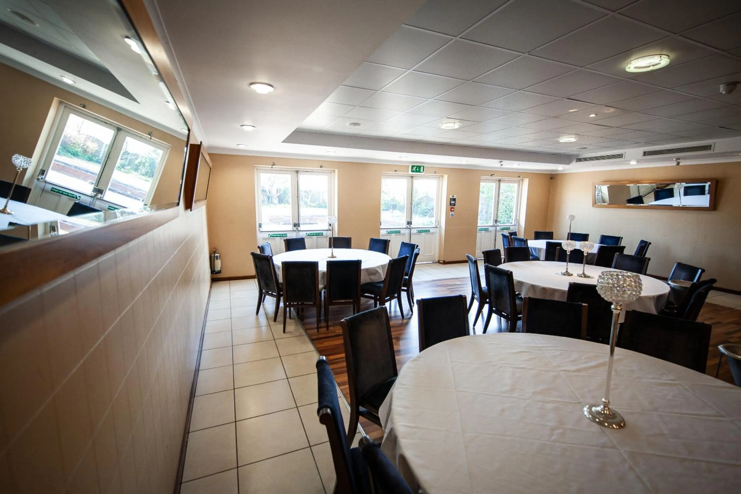 Restaurant/places to eat in Berwick Manor Hotel