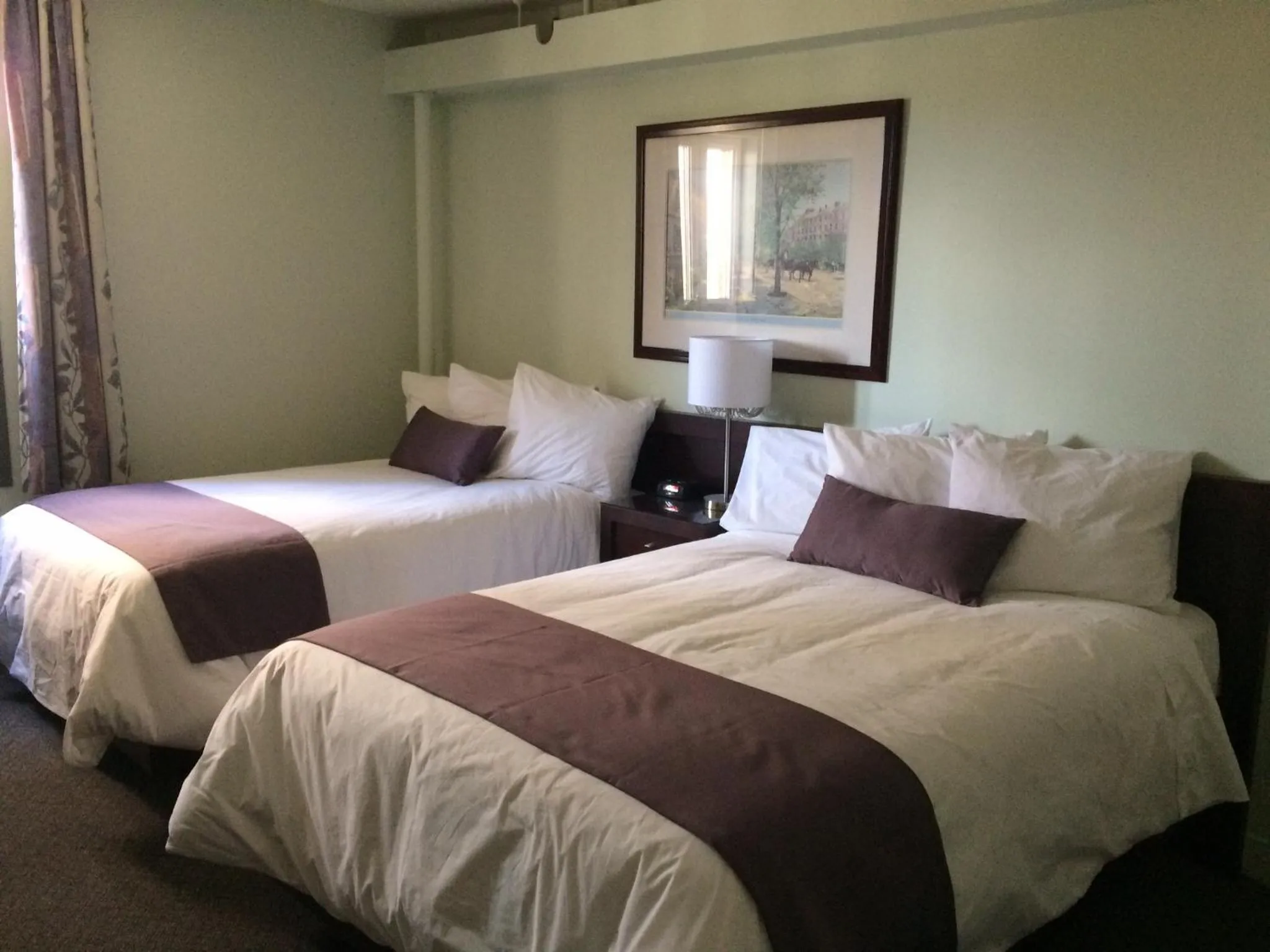 Bedroom, Bed in Auberge Centre Ville