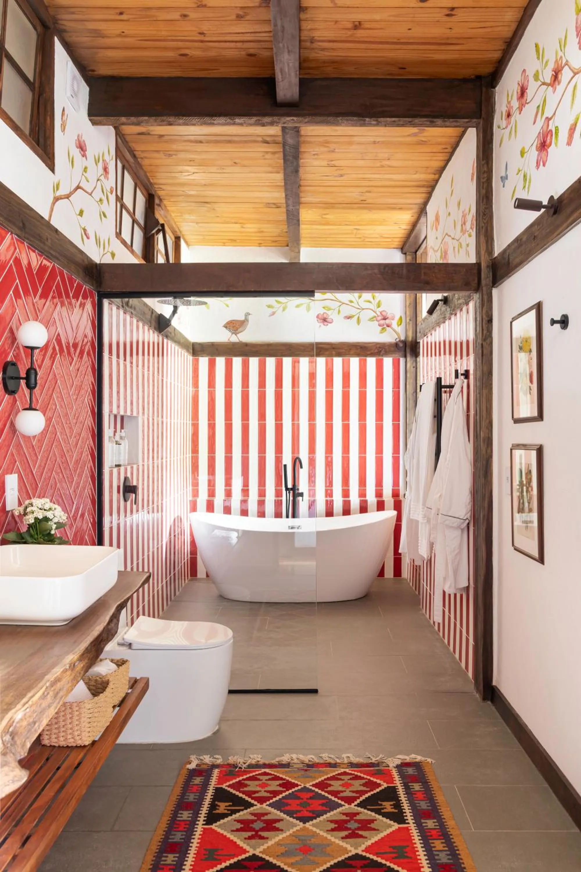 Bath, Bed in Pousada Pedra Azul