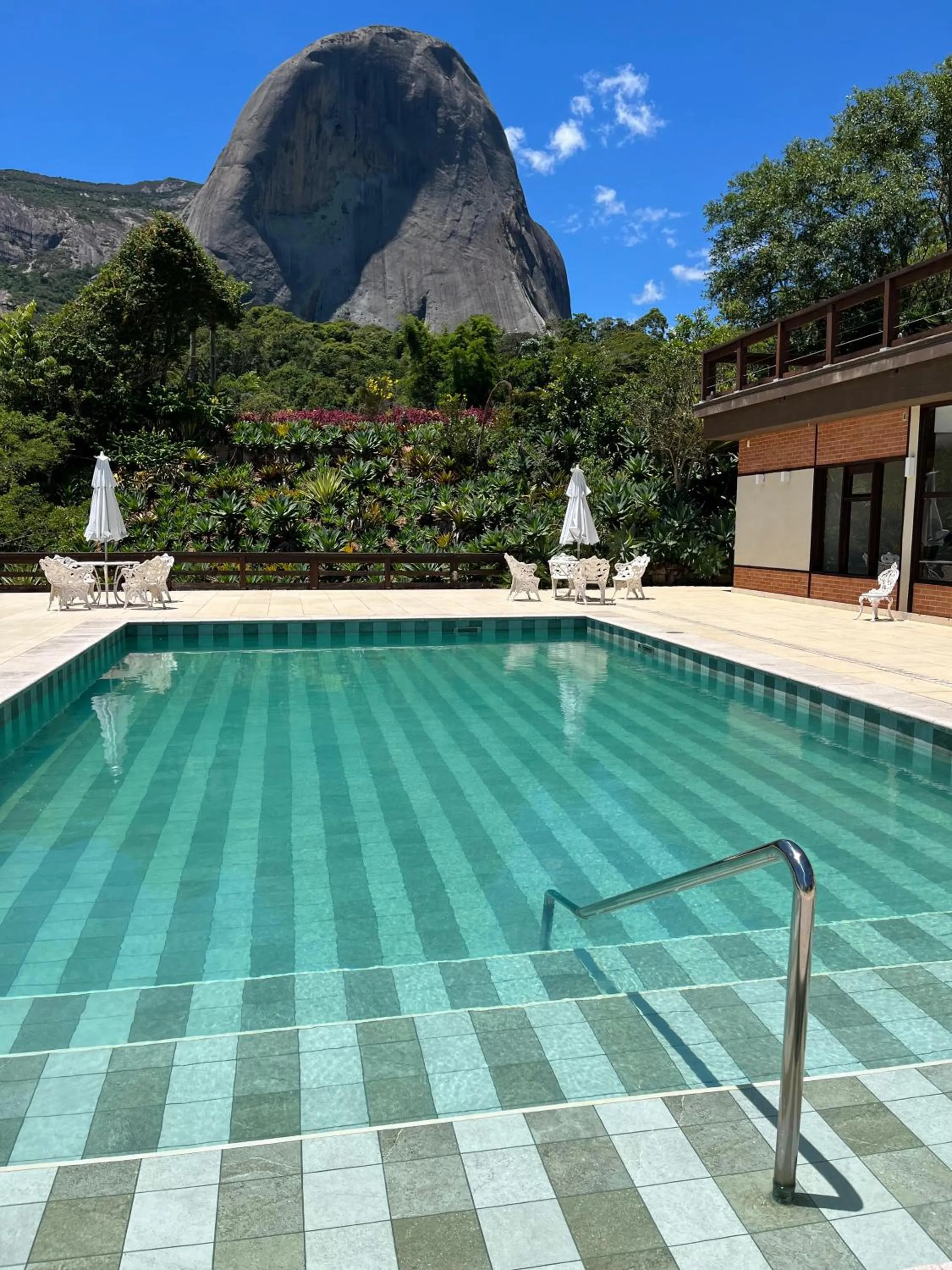 Swimming pool in Pousada Pedra Azul