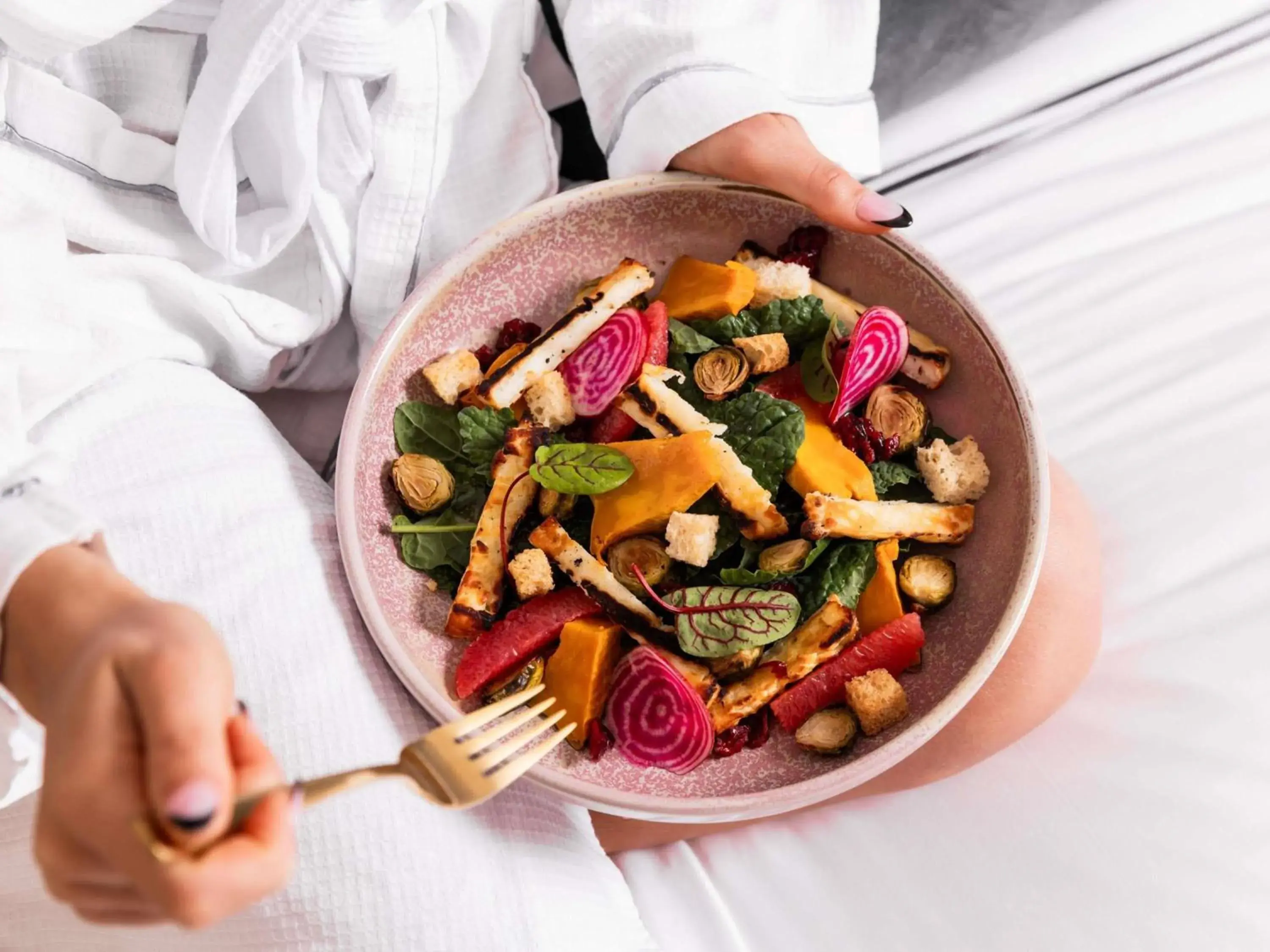 Signature King Skyline Room with Club Floor Access - High Floor in Swissotel Sydney Signature King Skyline Room with Club Floor Access - High Floor in Swissotel Sydney