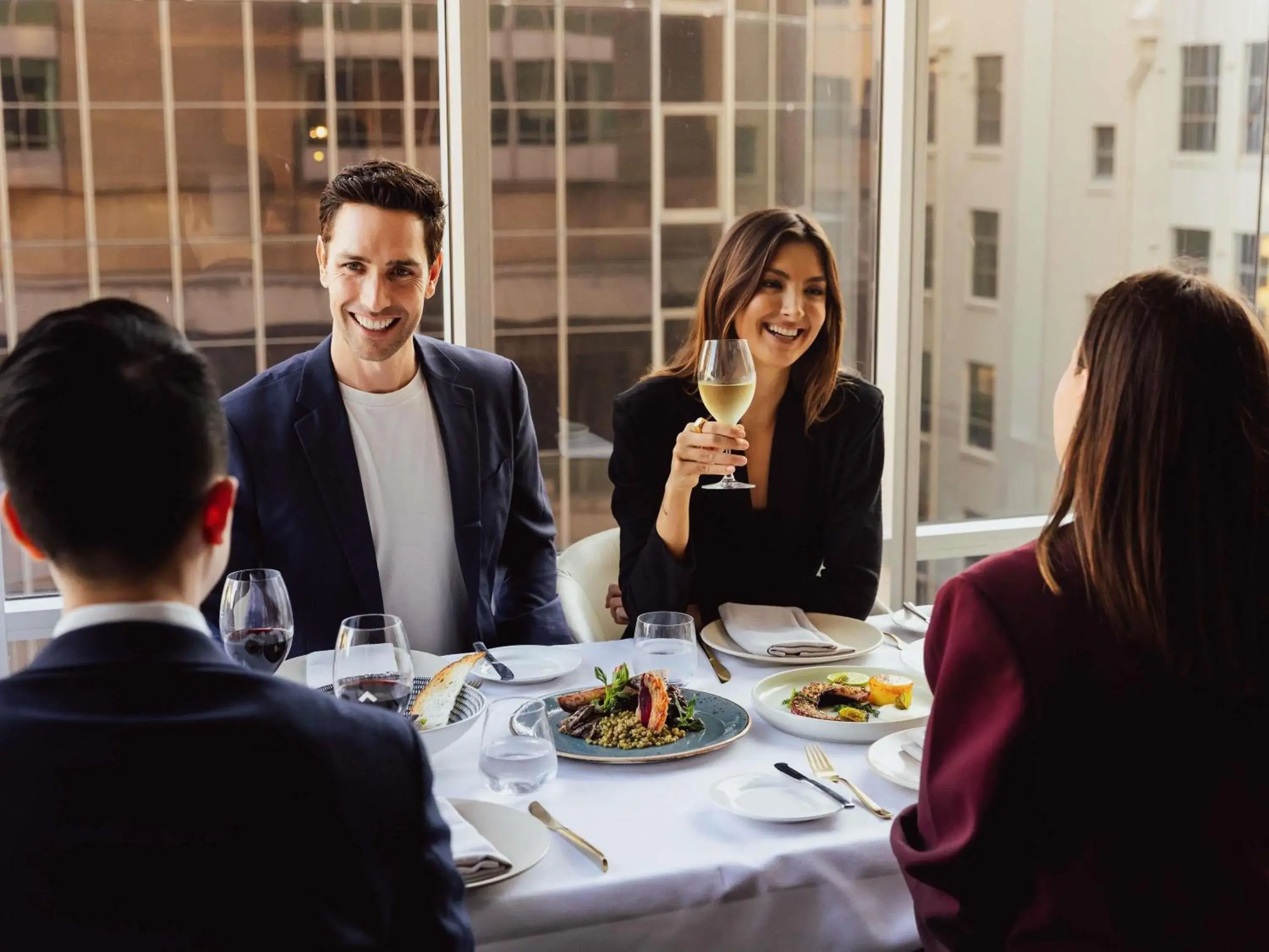 Restaurant/places to eat in Swissotel Sydney Restaurant/places to eat in Swissotel Sydney