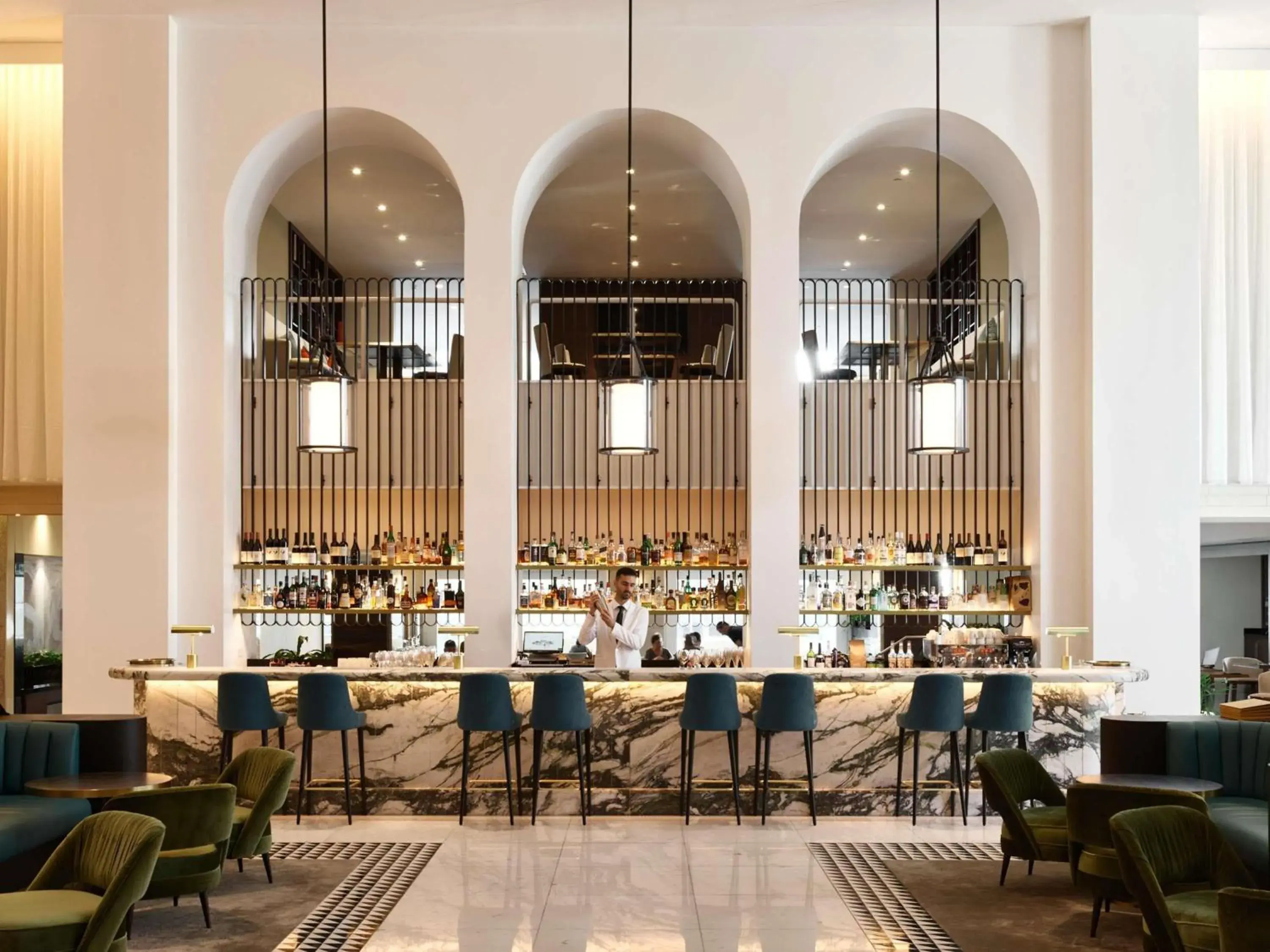 Property building in Swissotel Sydney Property building in Swissotel Sydney