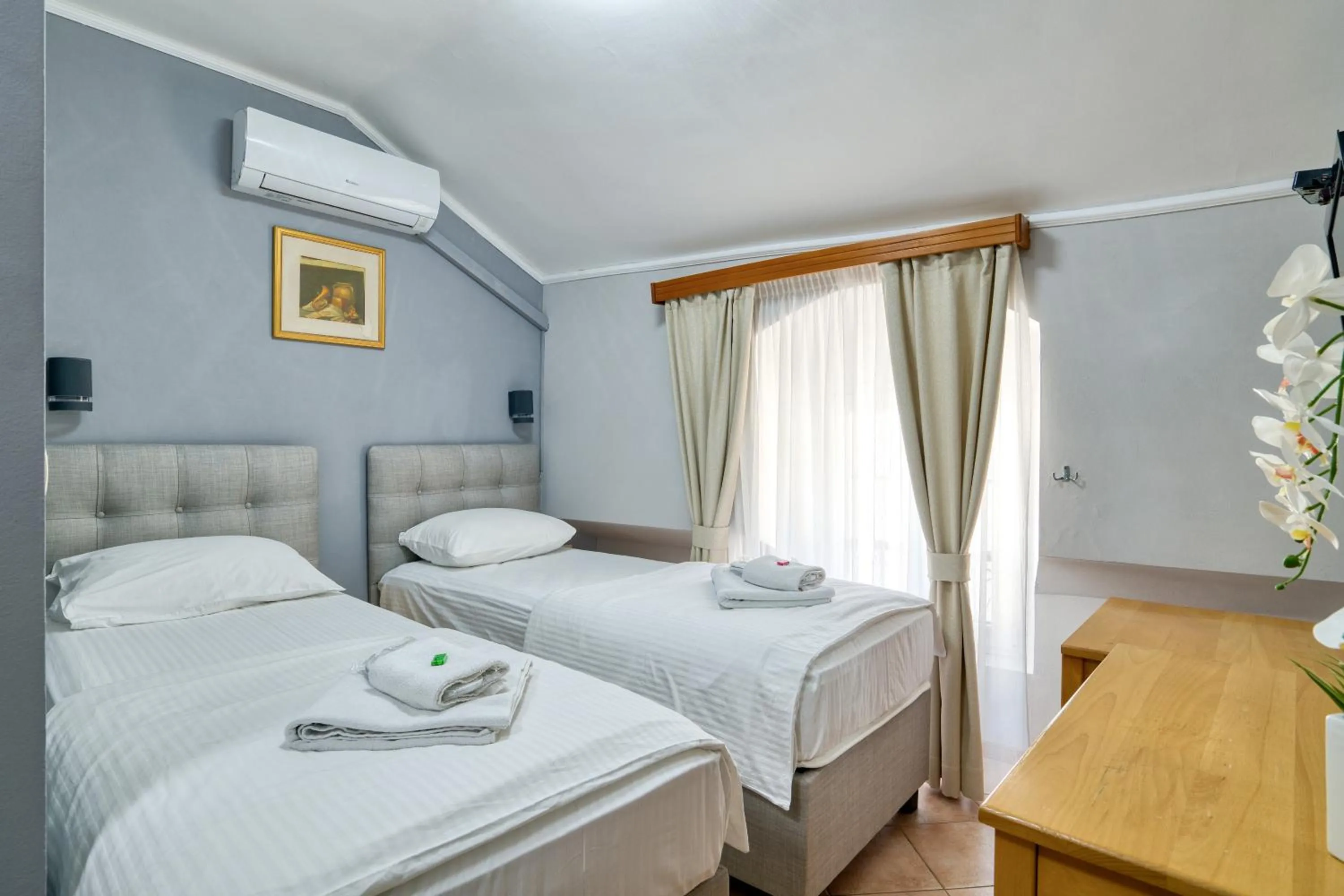 Bed in Hotel Rendez Vous