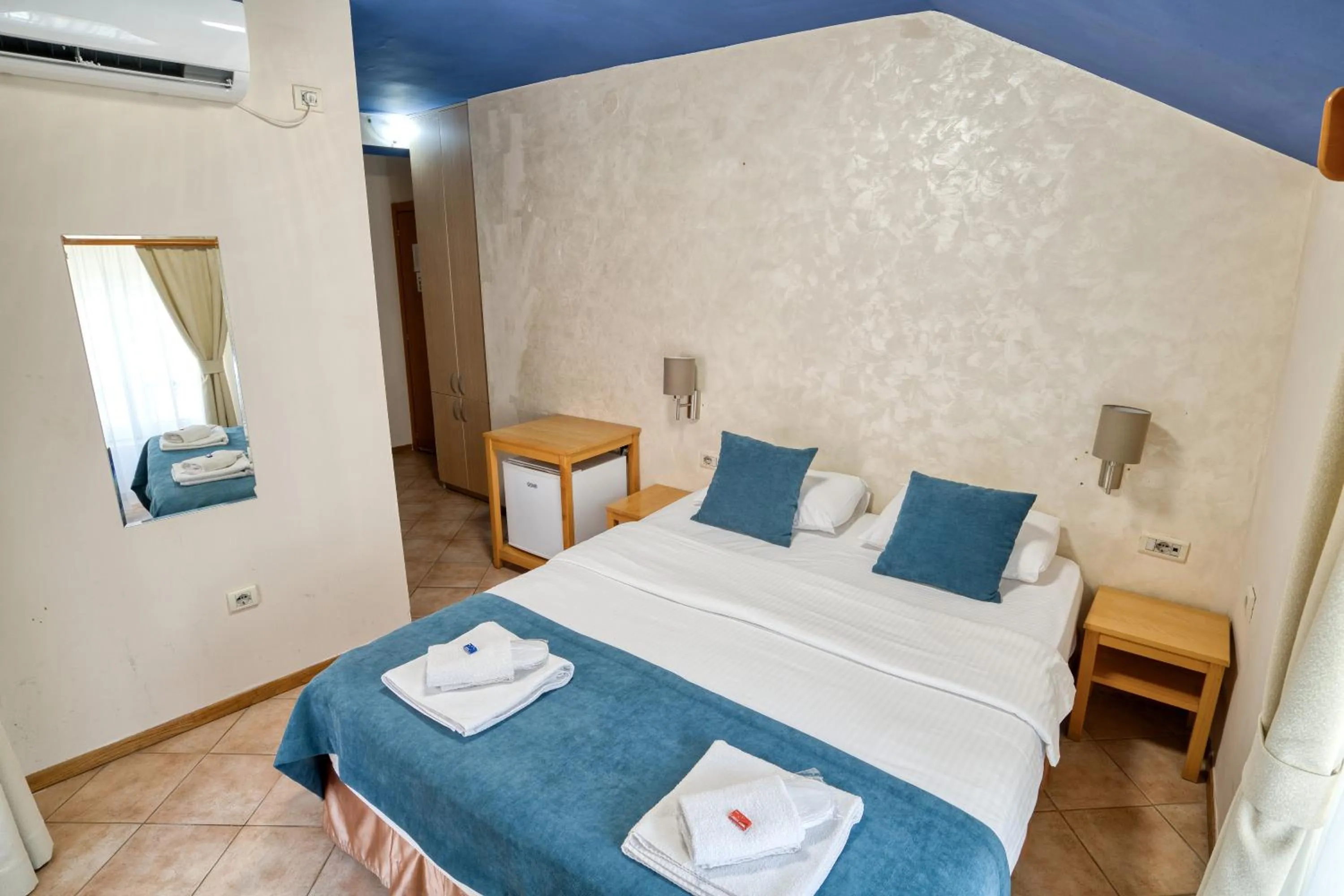 Bed in Hotel Rendez Vous