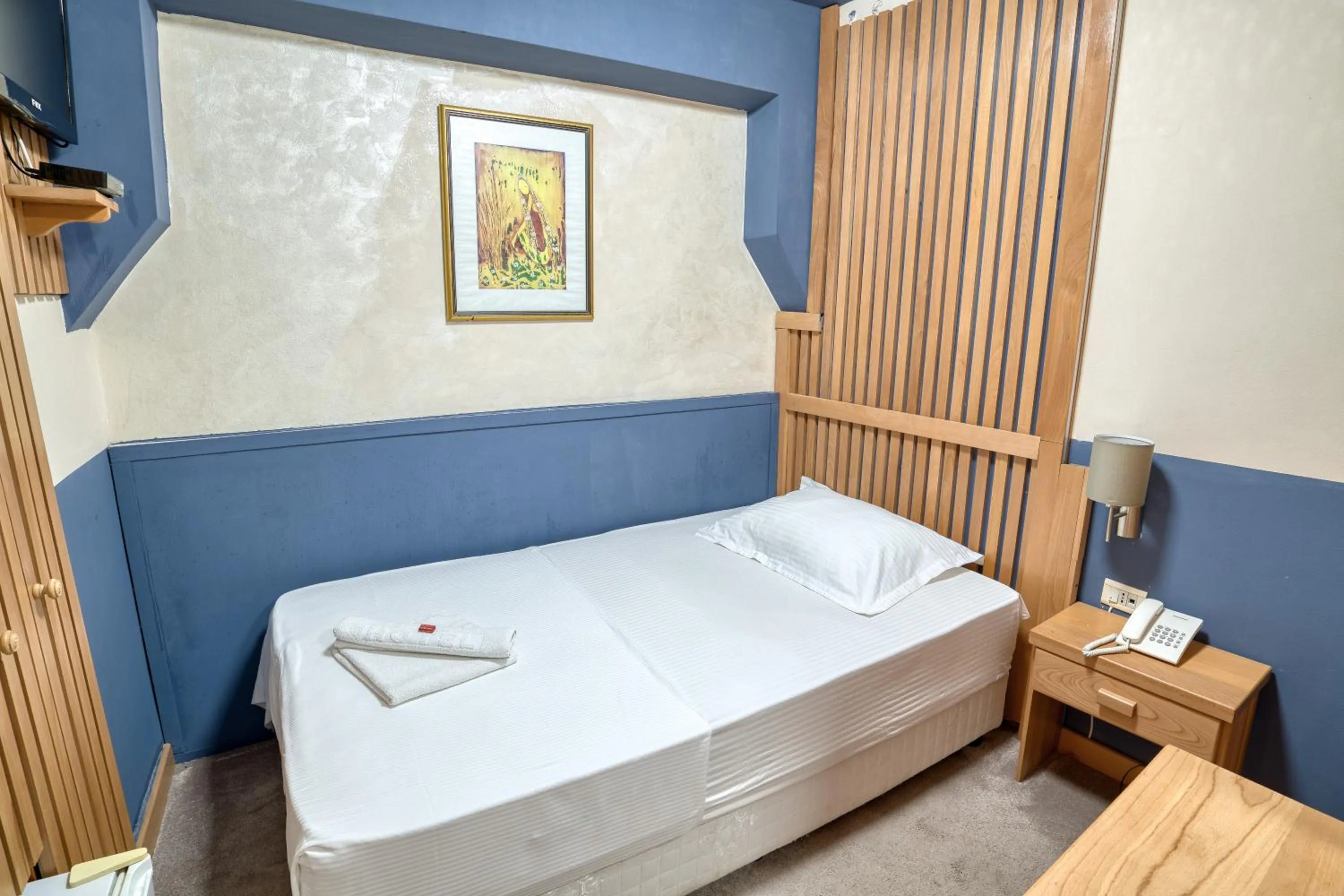 Bed in Hotel Rendez Vous