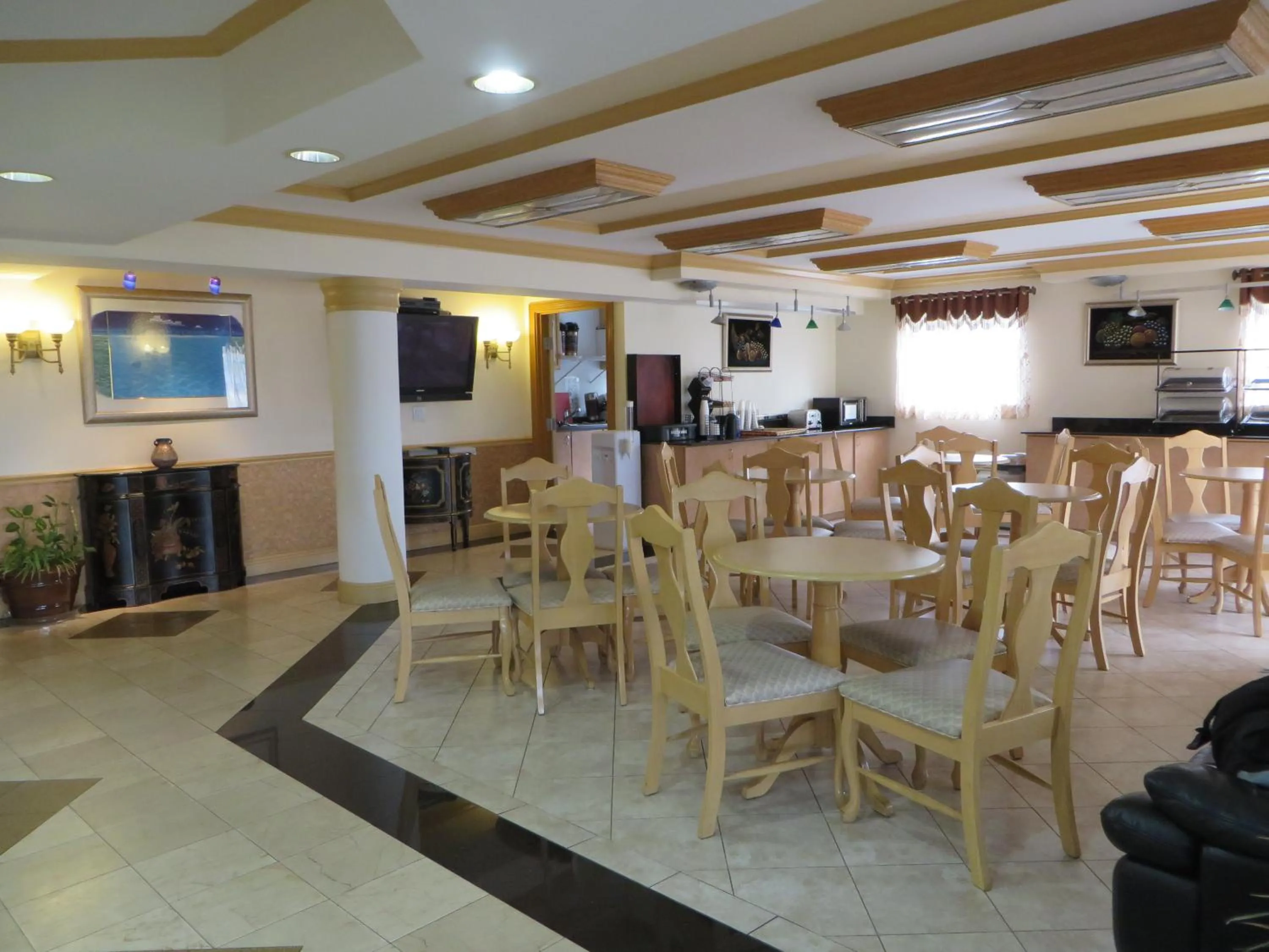 Decorative detail in Americas Best Value Inn Fort Myers