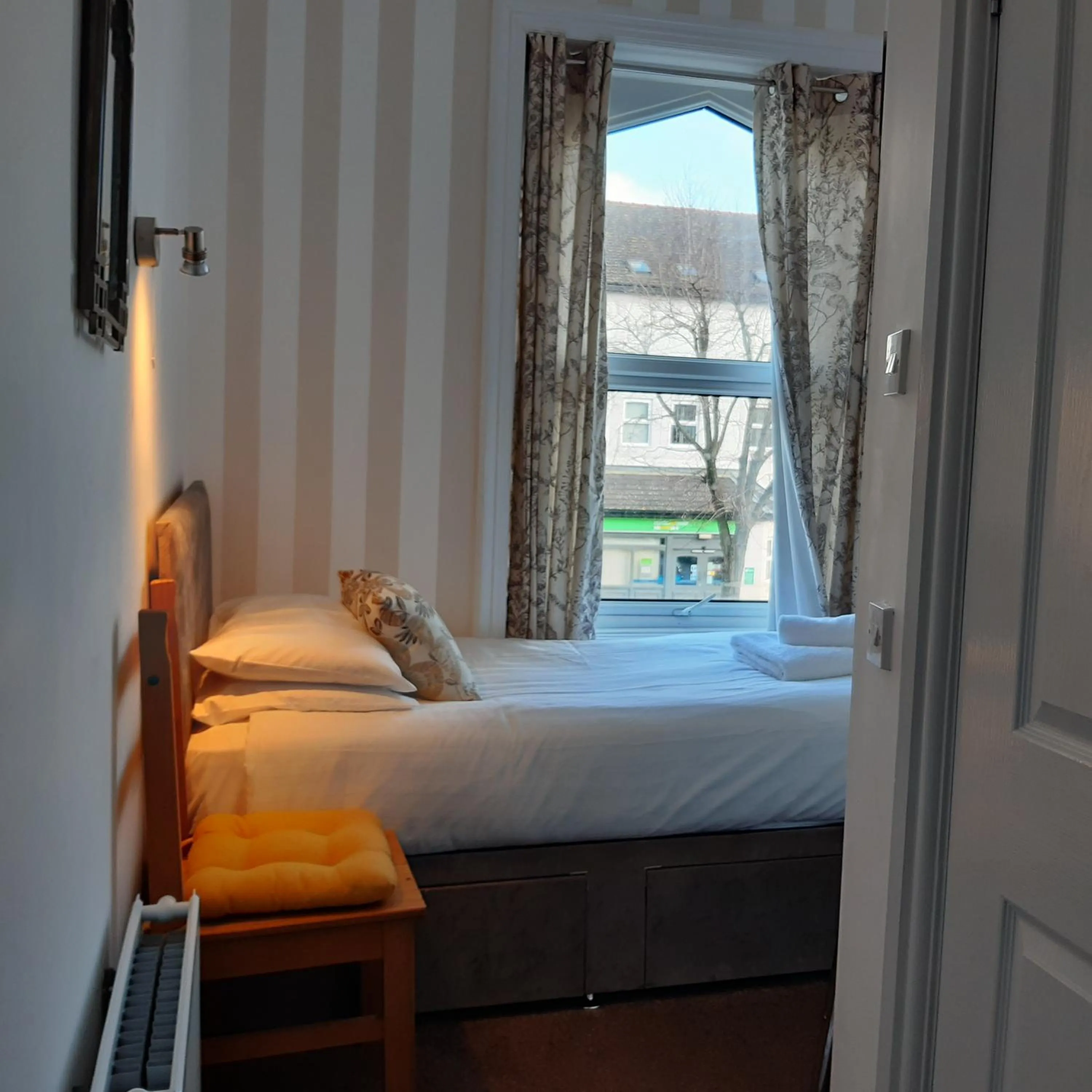 Deluxe Single Room in The Merrydale Guest House