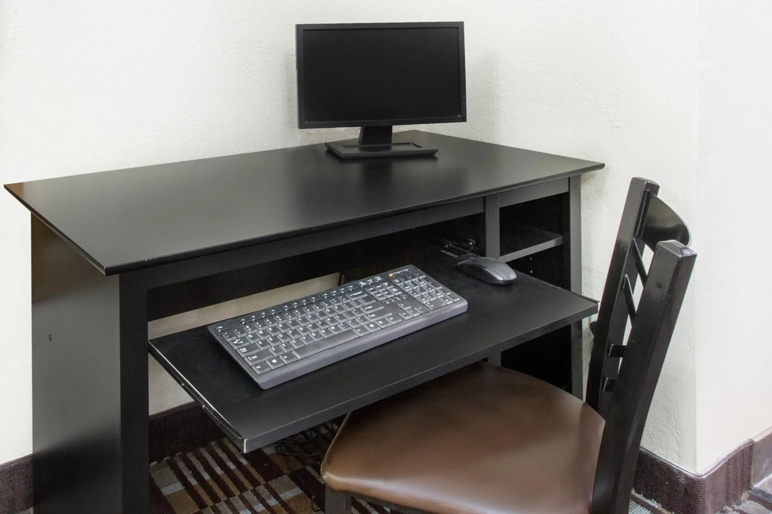 Lobby or reception in Super 8 by Wyndham Columbus Lobby or reception in Super 8 by Wyndham Columbus