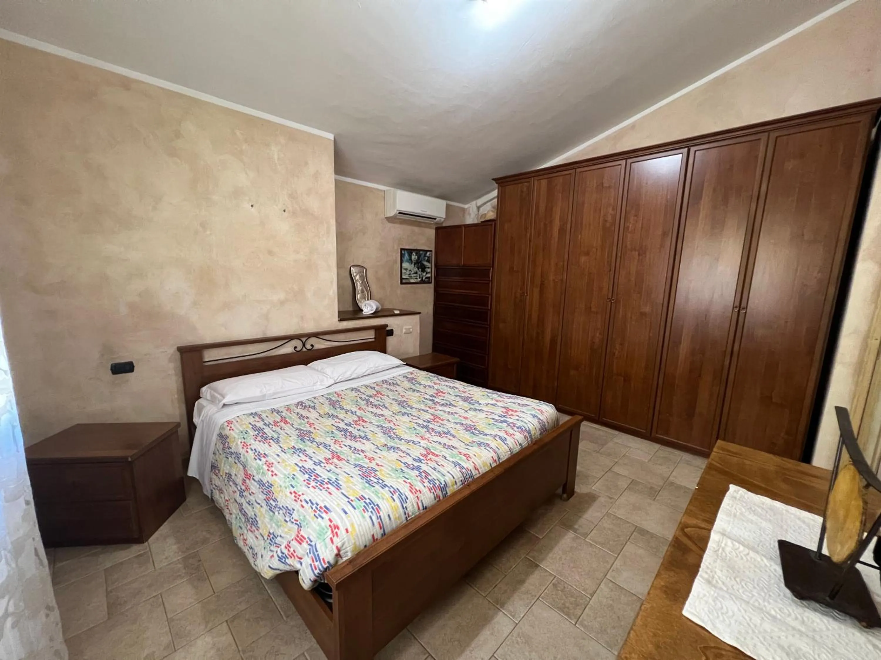 Bedroom, Bed in In campagna da Nino