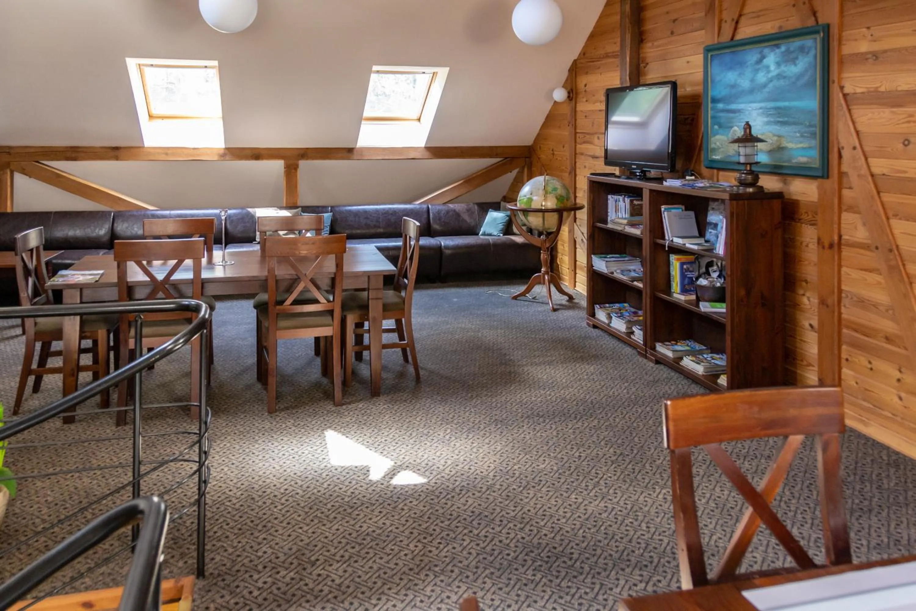 Library in Boutique Hotel Roja