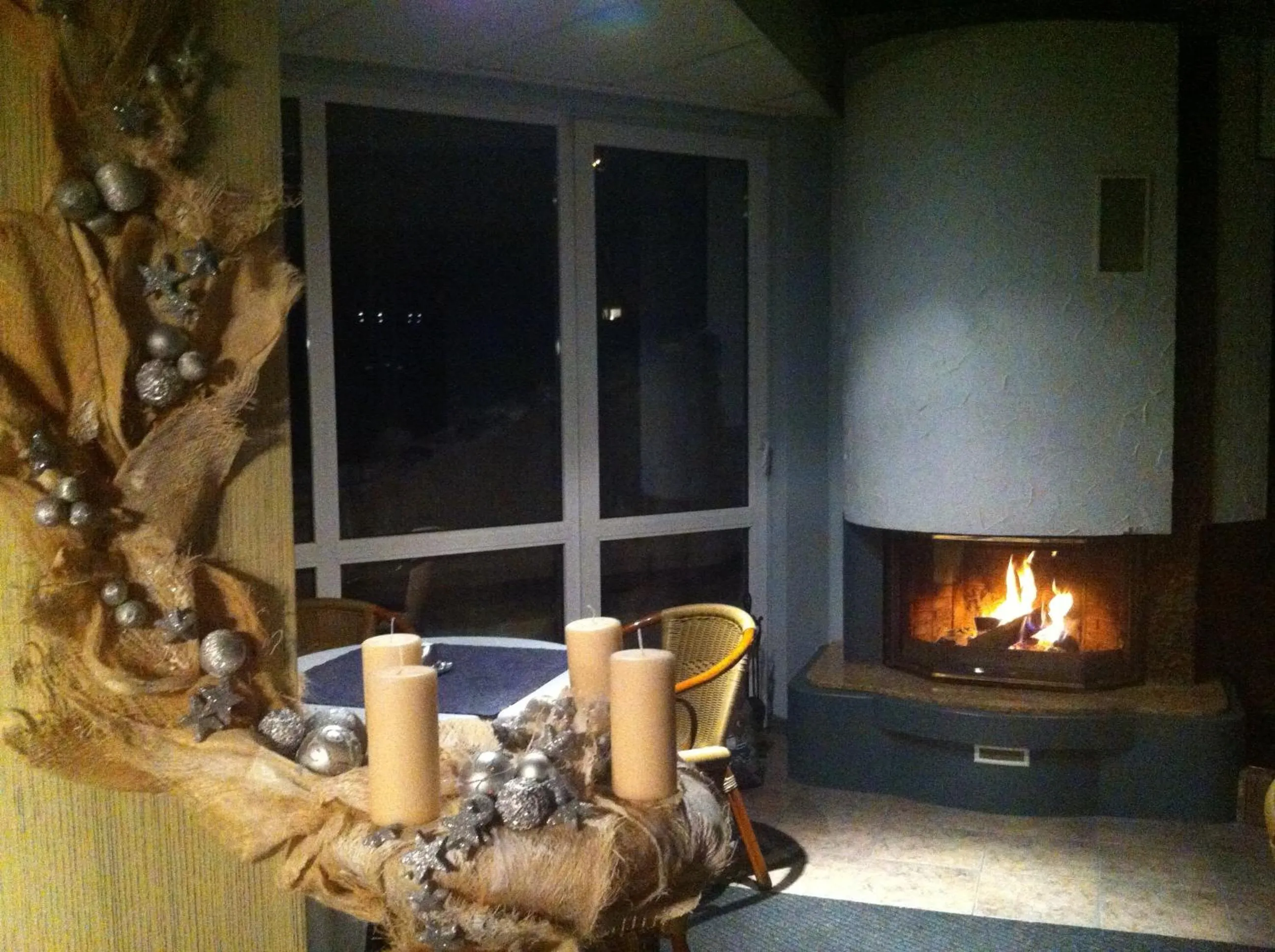 Restaurant/places to eat in Boutique Hotel Roja