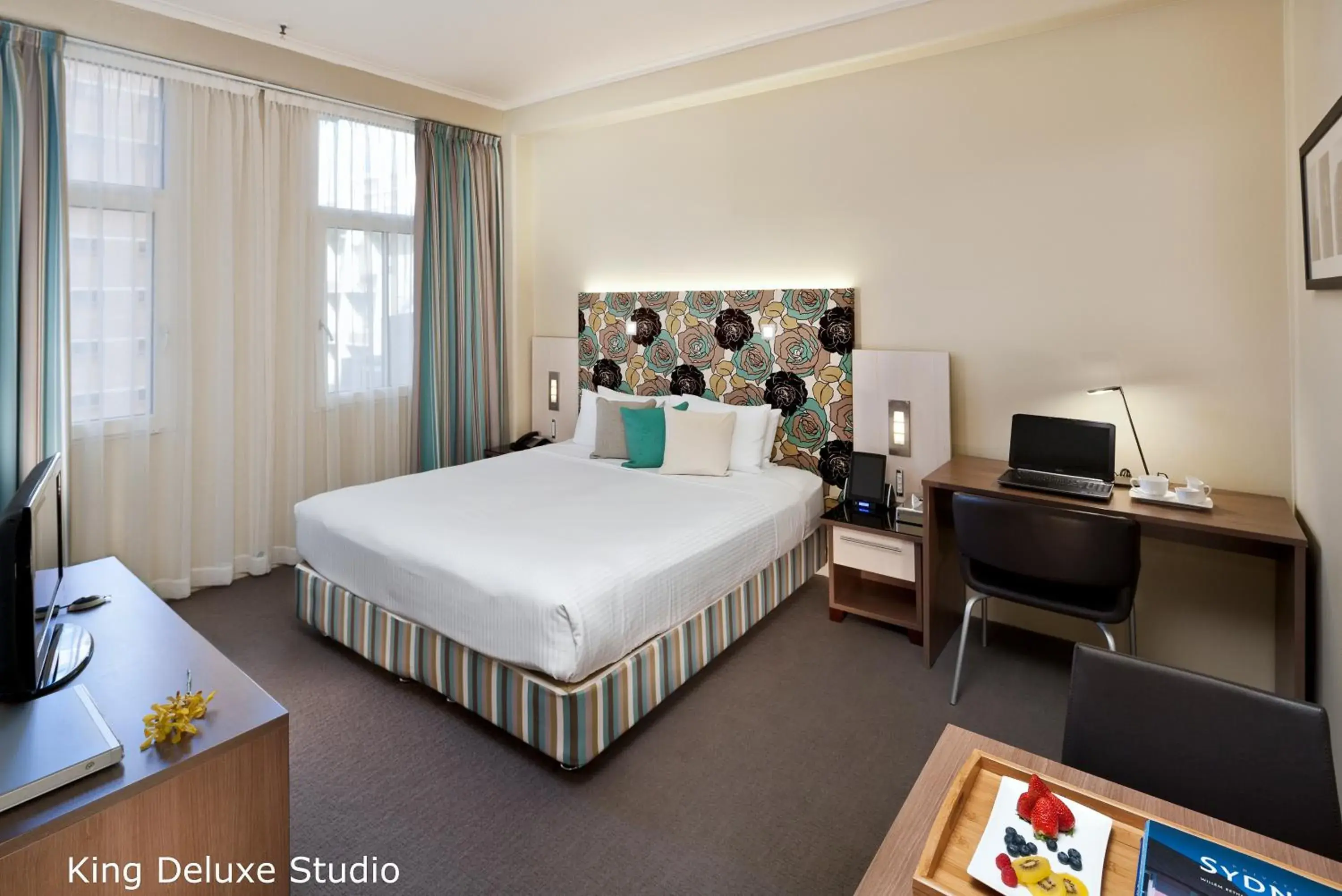 Studio, 1 King Bed in Best Western Plus Hotel Stellar Studio, 1 King Bed in Best Western Plus Hotel Stellar