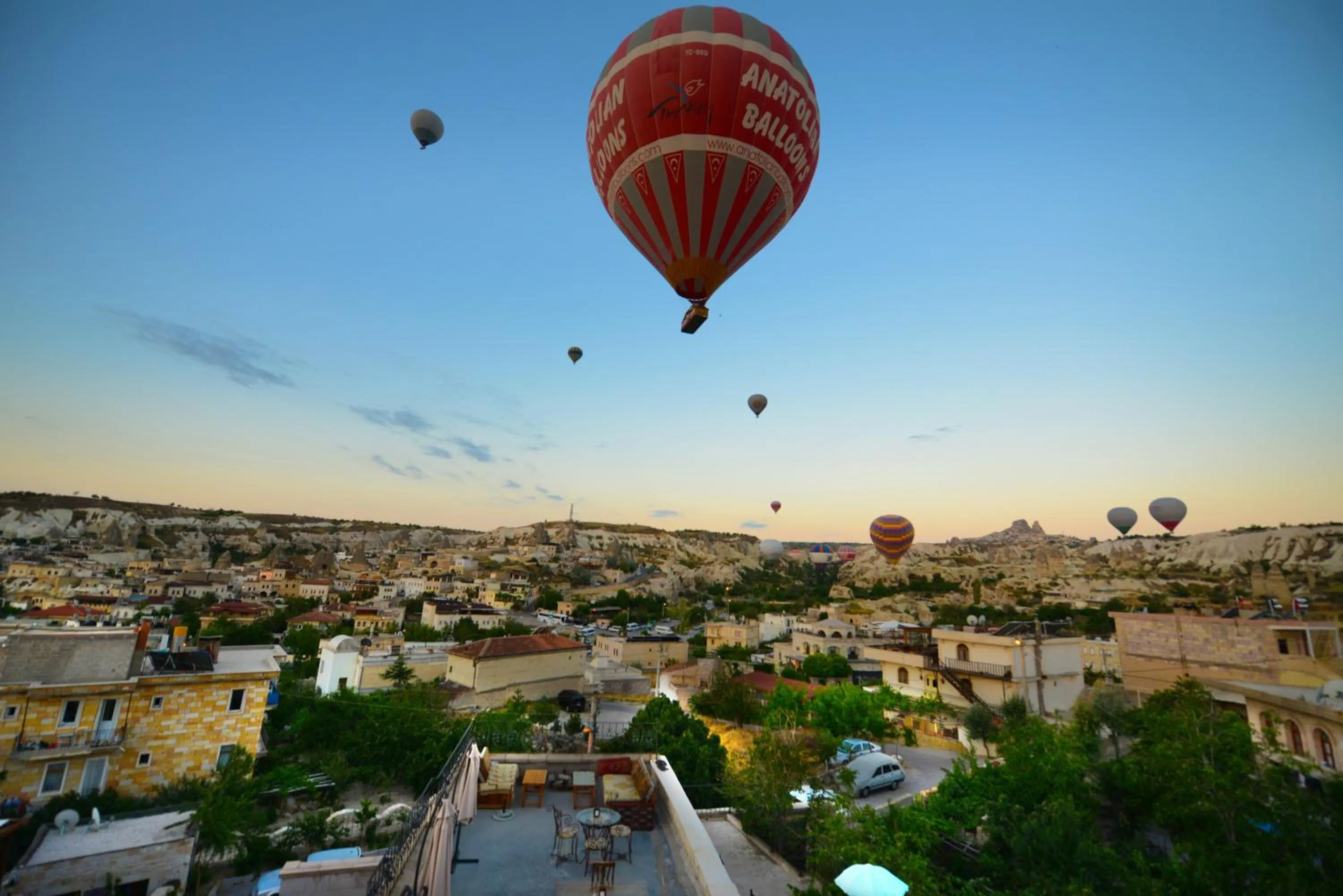 Breakfast in Vineyard Cave Hotel
