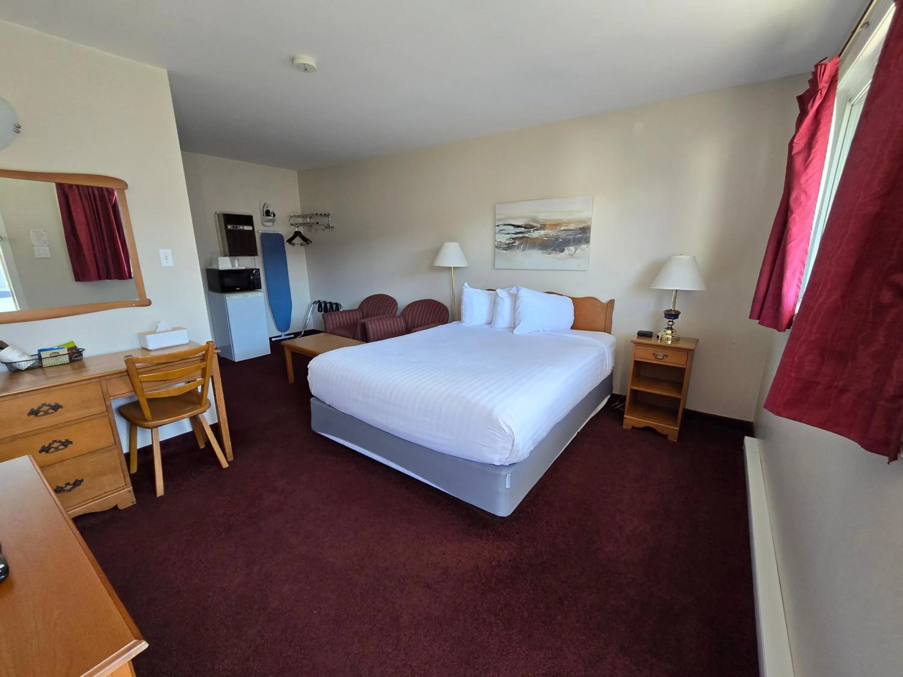 Bed in Travelodge by Wyndham Port Elgin