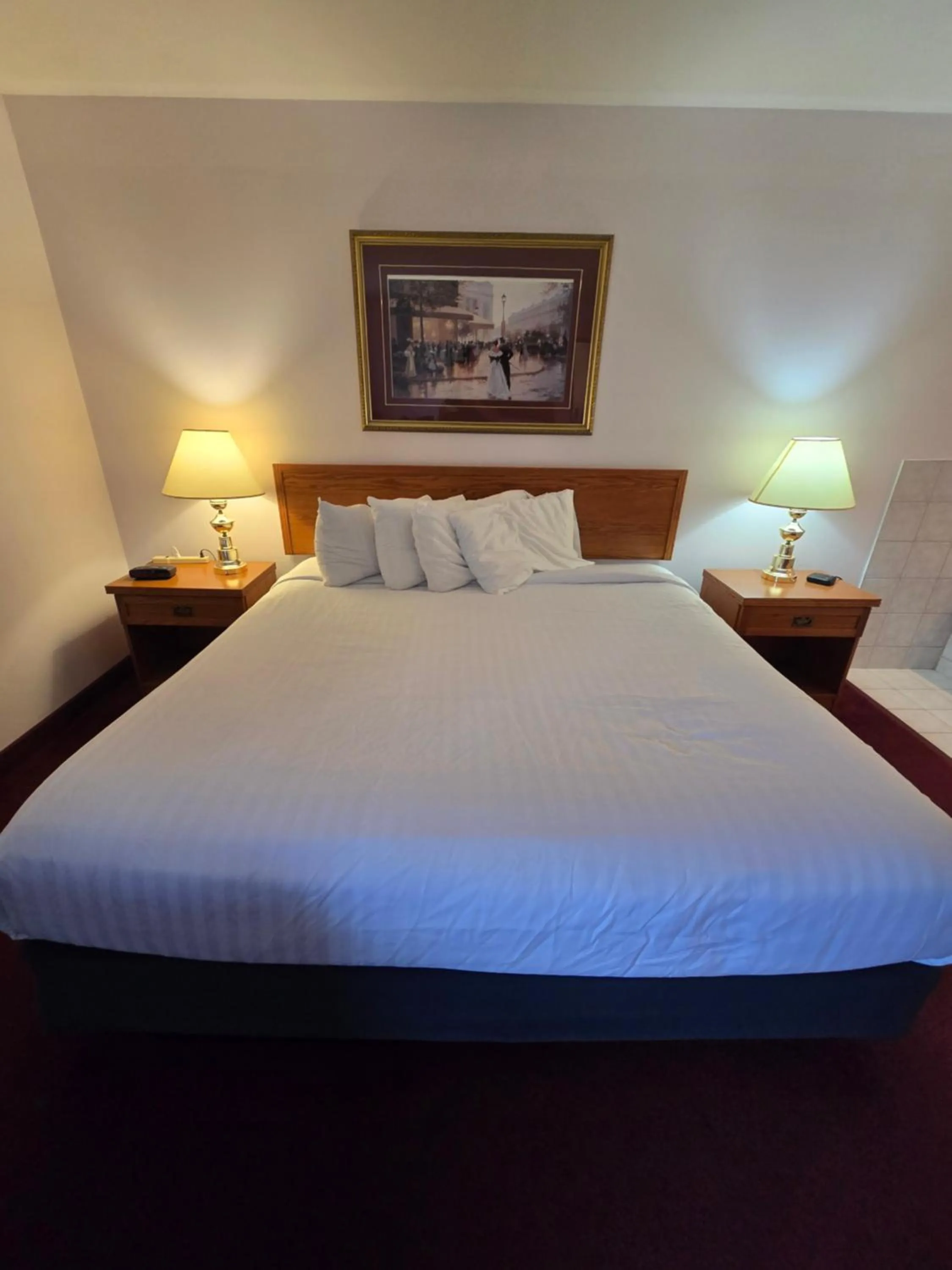 Bed in Travelodge by Wyndham Port Elgin