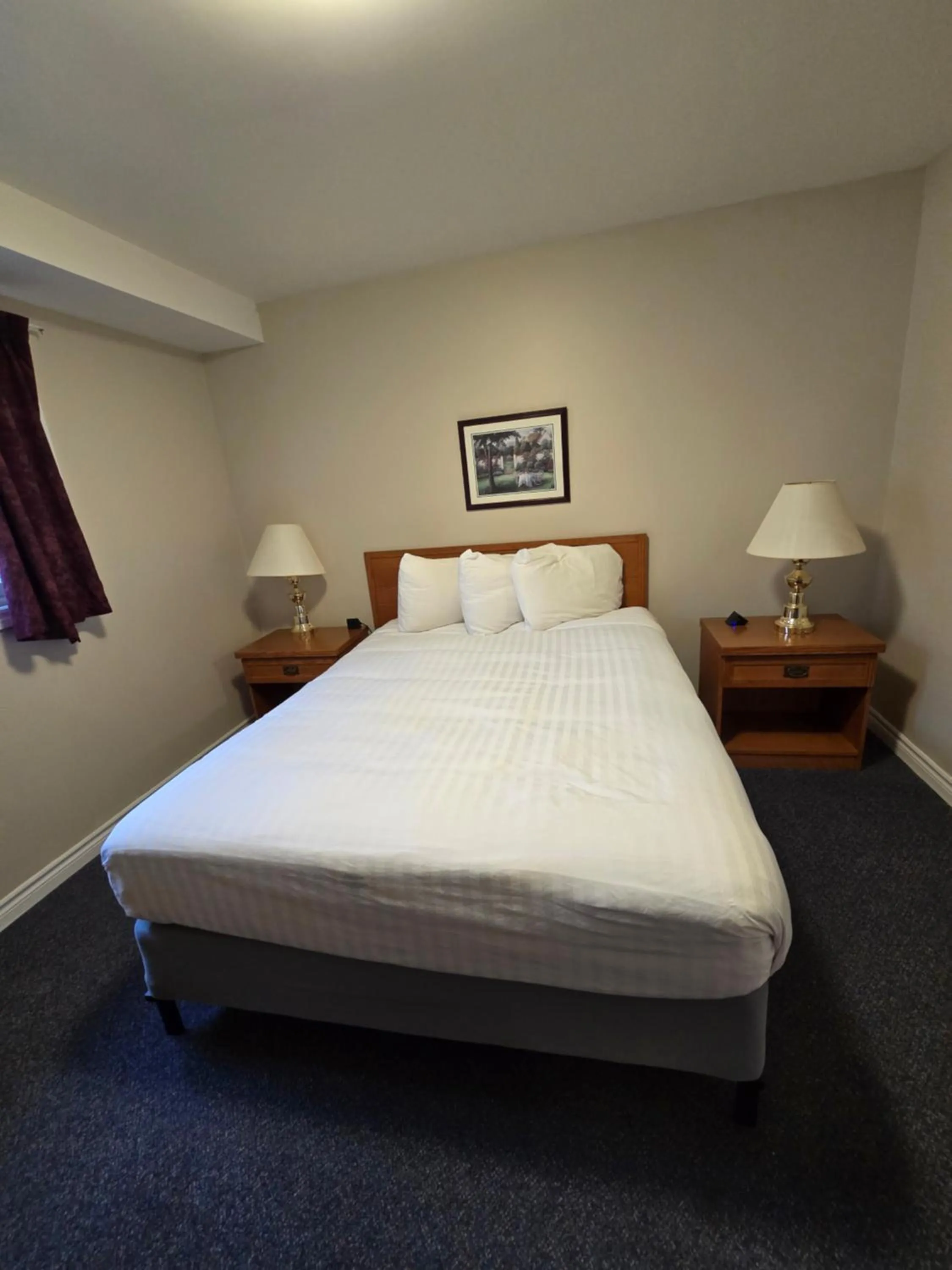 Bed in Travelodge by Wyndham Port Elgin