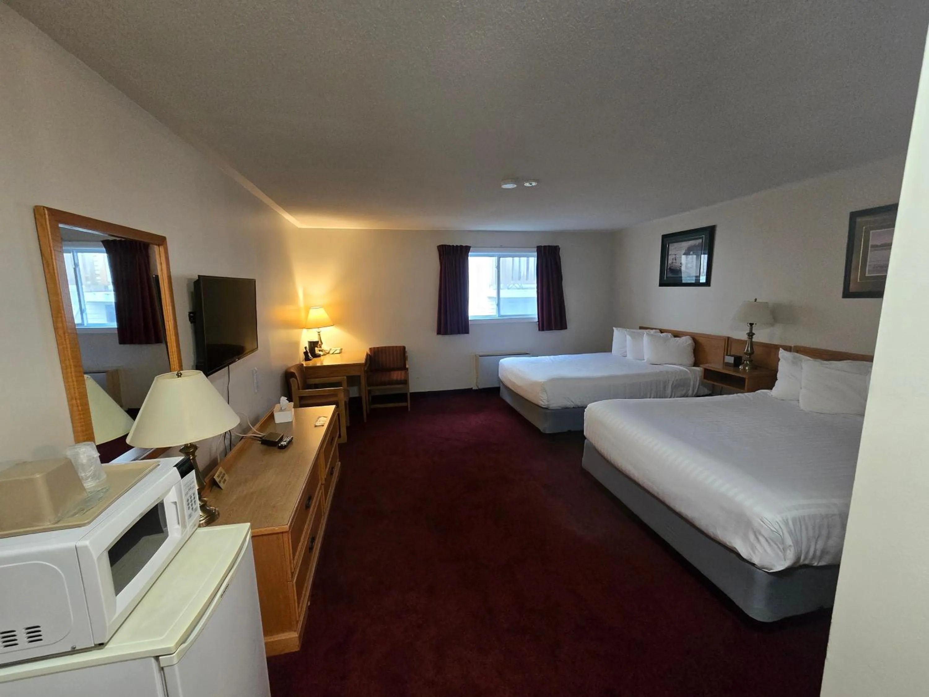 Bed in Travelodge by Wyndham Port Elgin