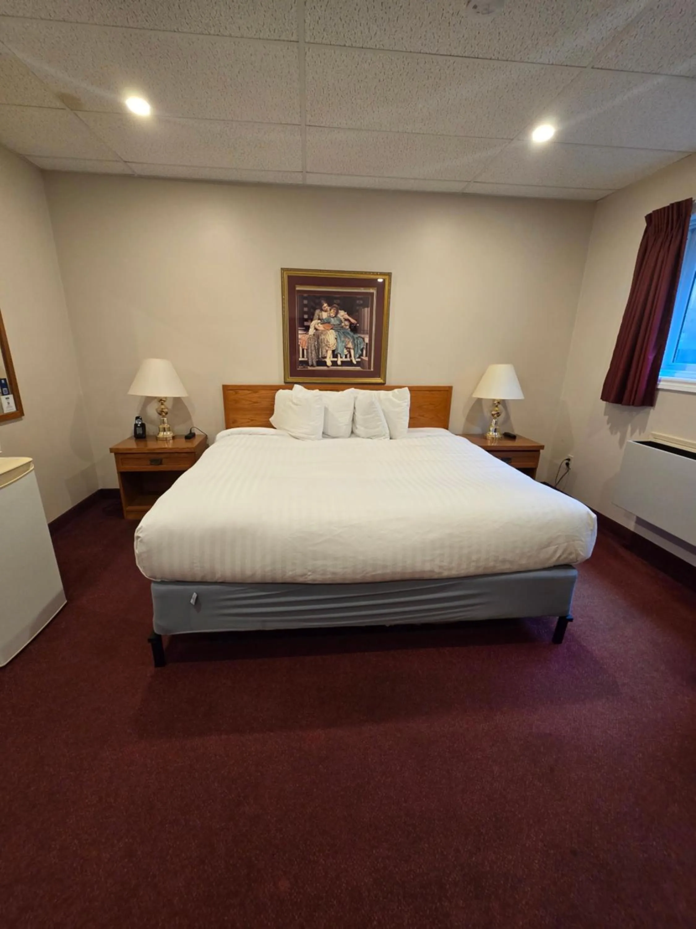 Bed in Travelodge by Wyndham Port Elgin