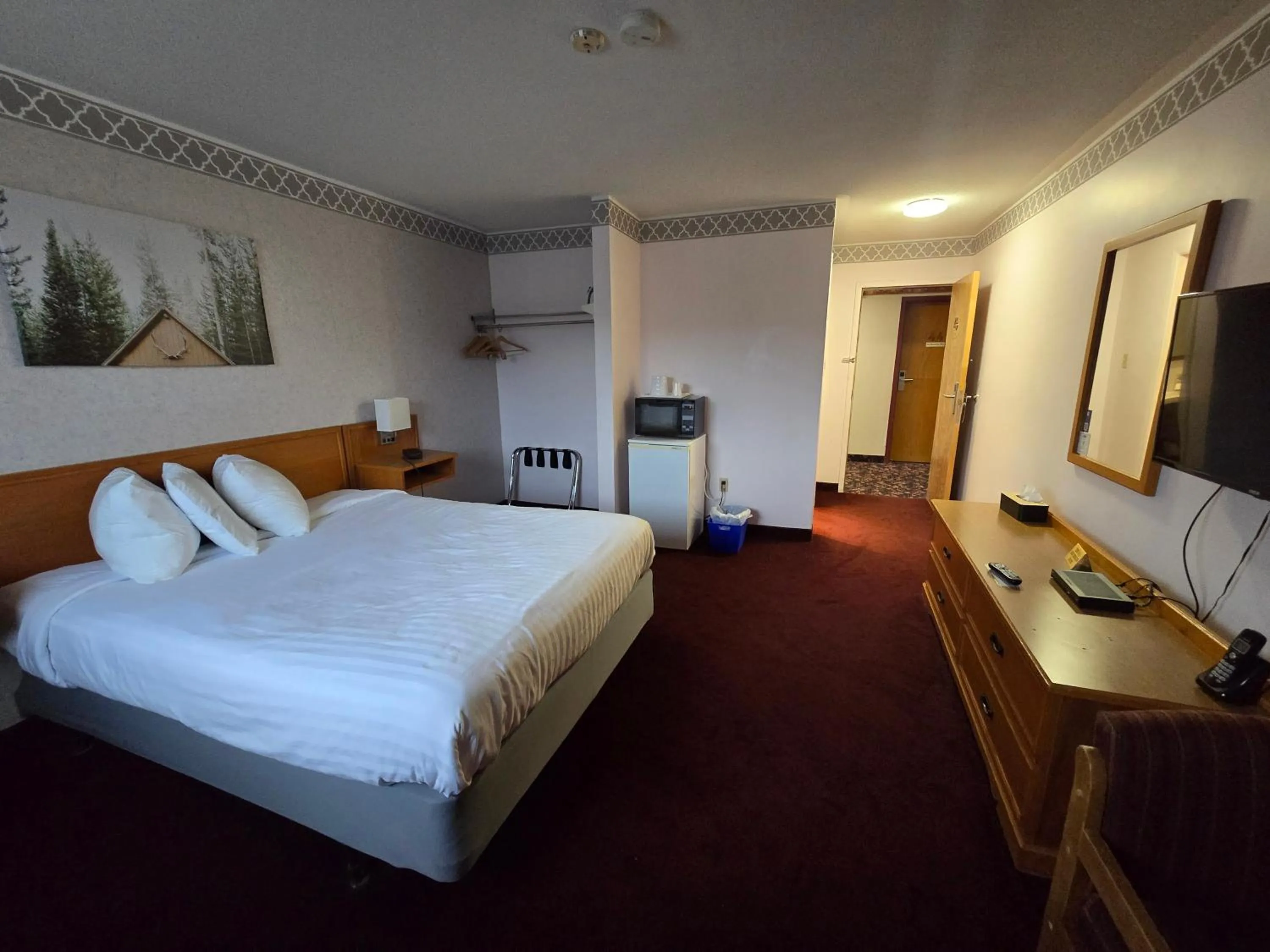 Bed in Travelodge by Wyndham Port Elgin