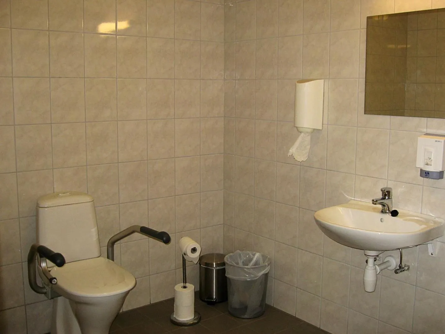 Toilet in Sentrum Hotel